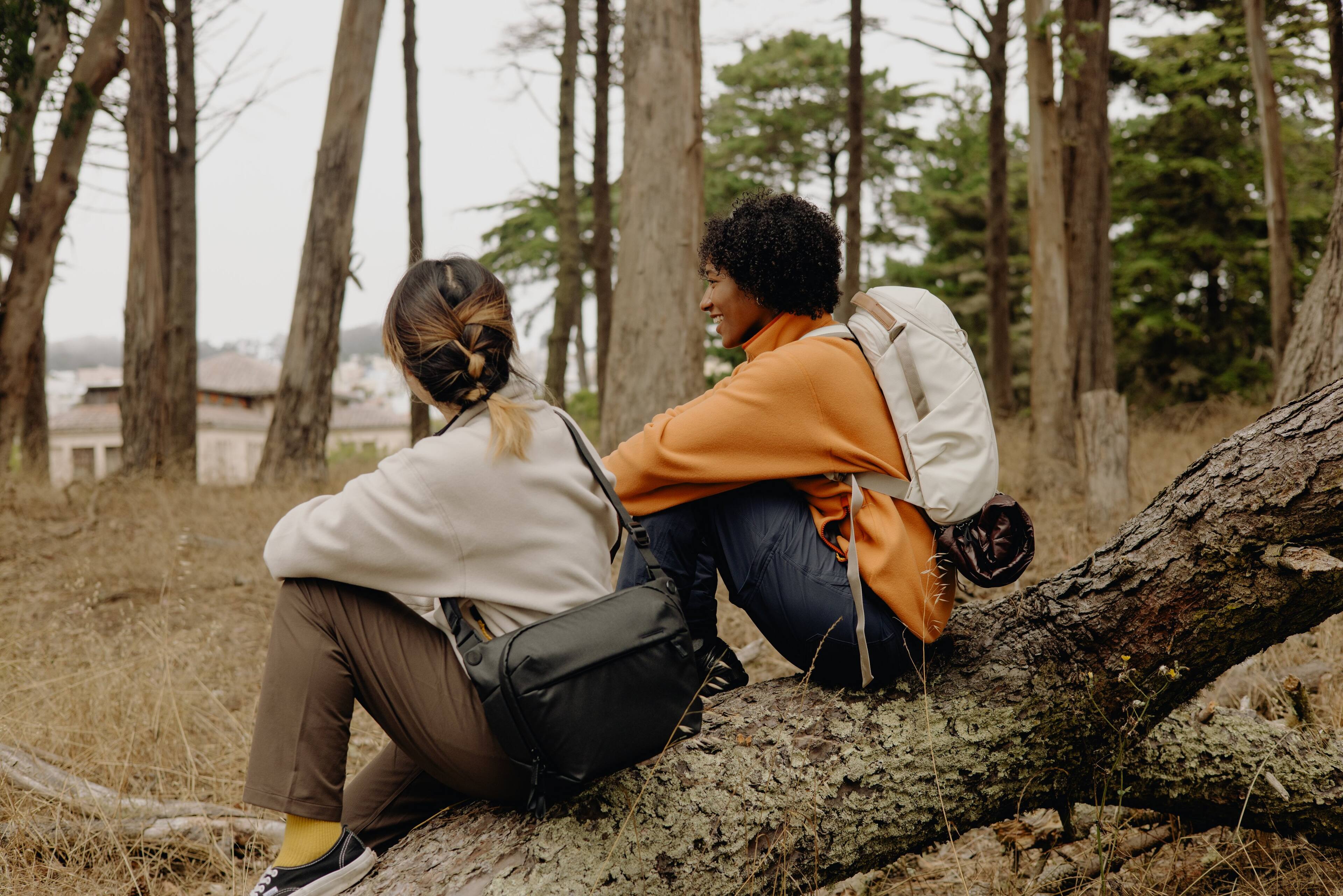 Alt View 20. Peak Design - Everyday Backpack Zip 15L - Bone.