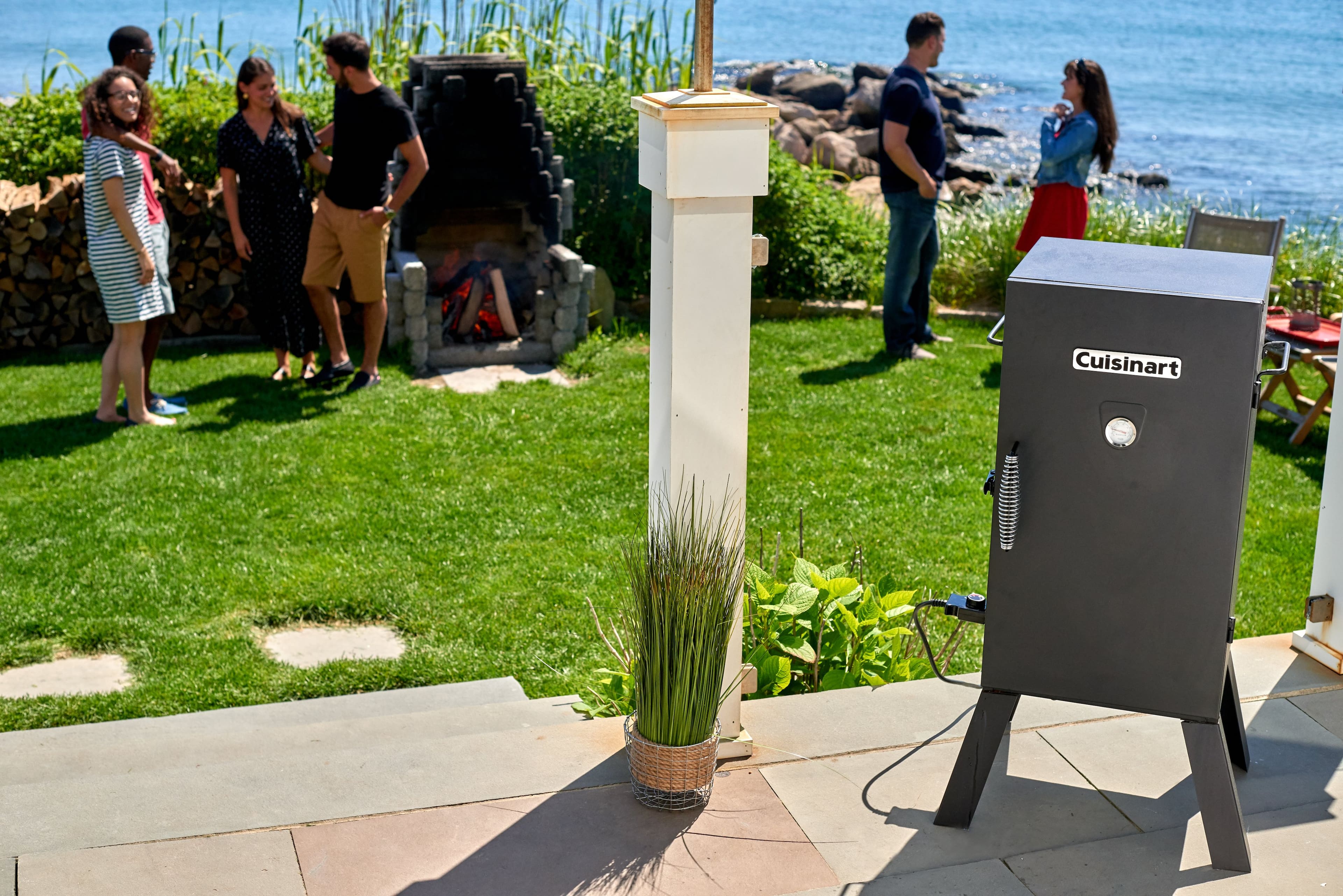 Alt View 24. Cuisinart - 30" Electric Smoker - Black.