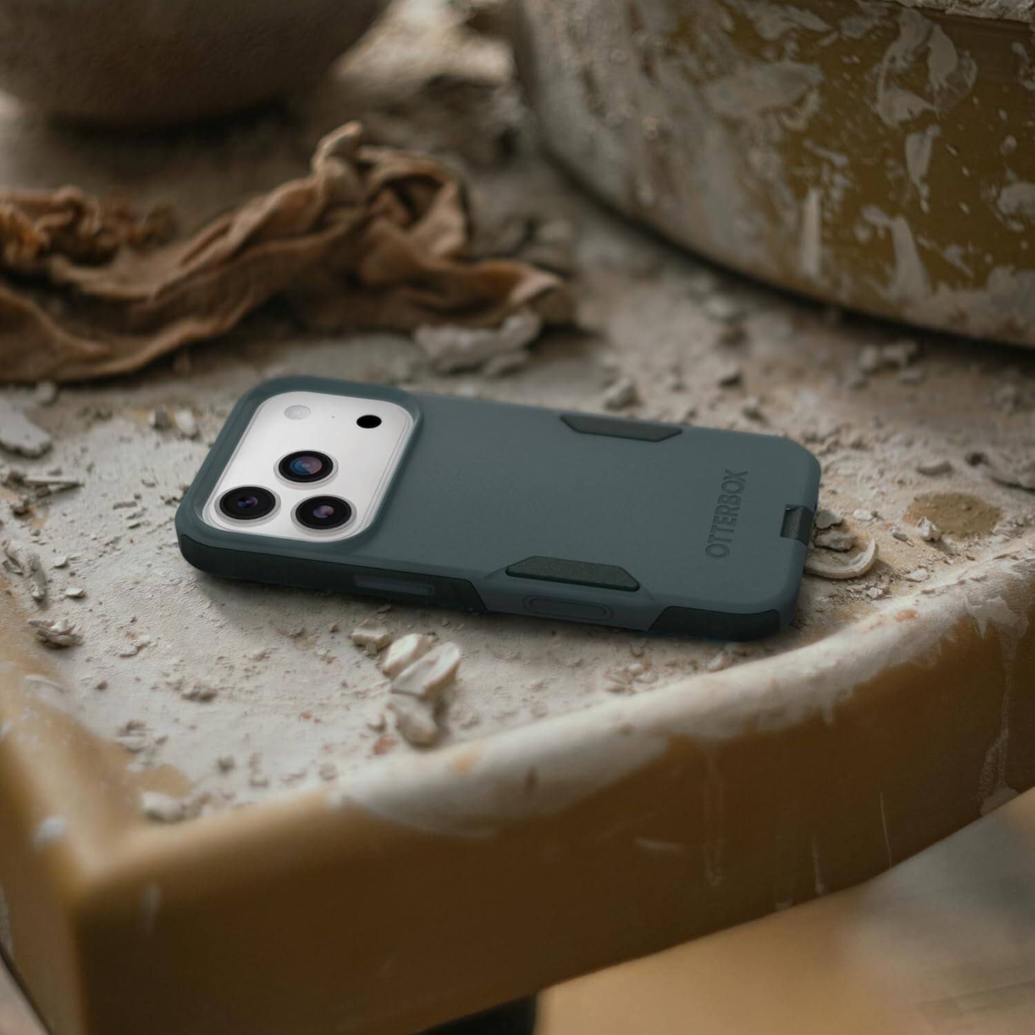 Alt View 4. OtterBox - OtterBox iPhone 17 Pro Max, Bundle: Commuter Series MagSafe Case & Screen Protector, Built-in magnets, Thin & Protective - Grey Comfort (Beige).