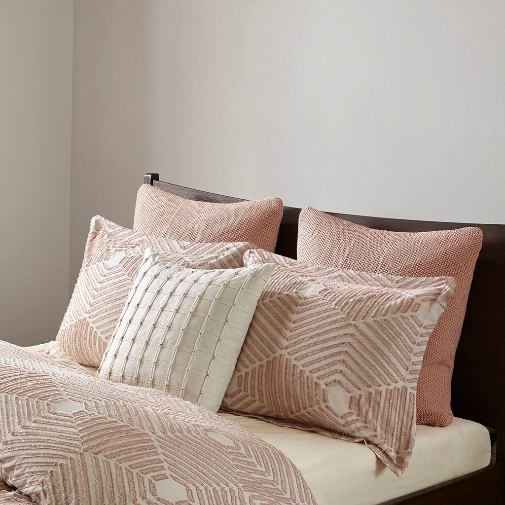 Alt View 1. Gracie Mills - Gracie Mills Anibal Shabby Chic Cotton Jacquard Comforter Set - Blush.