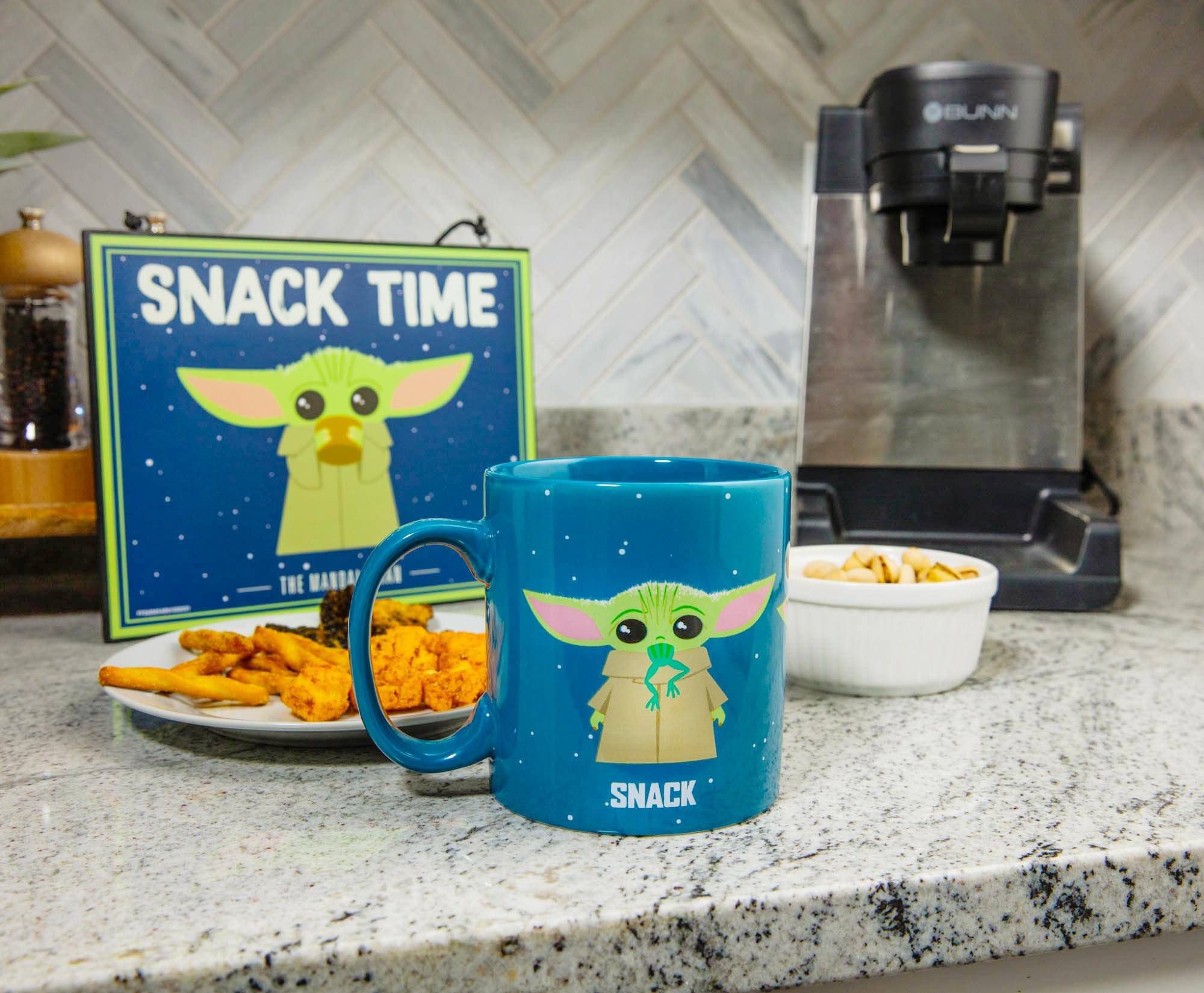 SNACK TIME  
THE MANDALORIAN  

SNACK