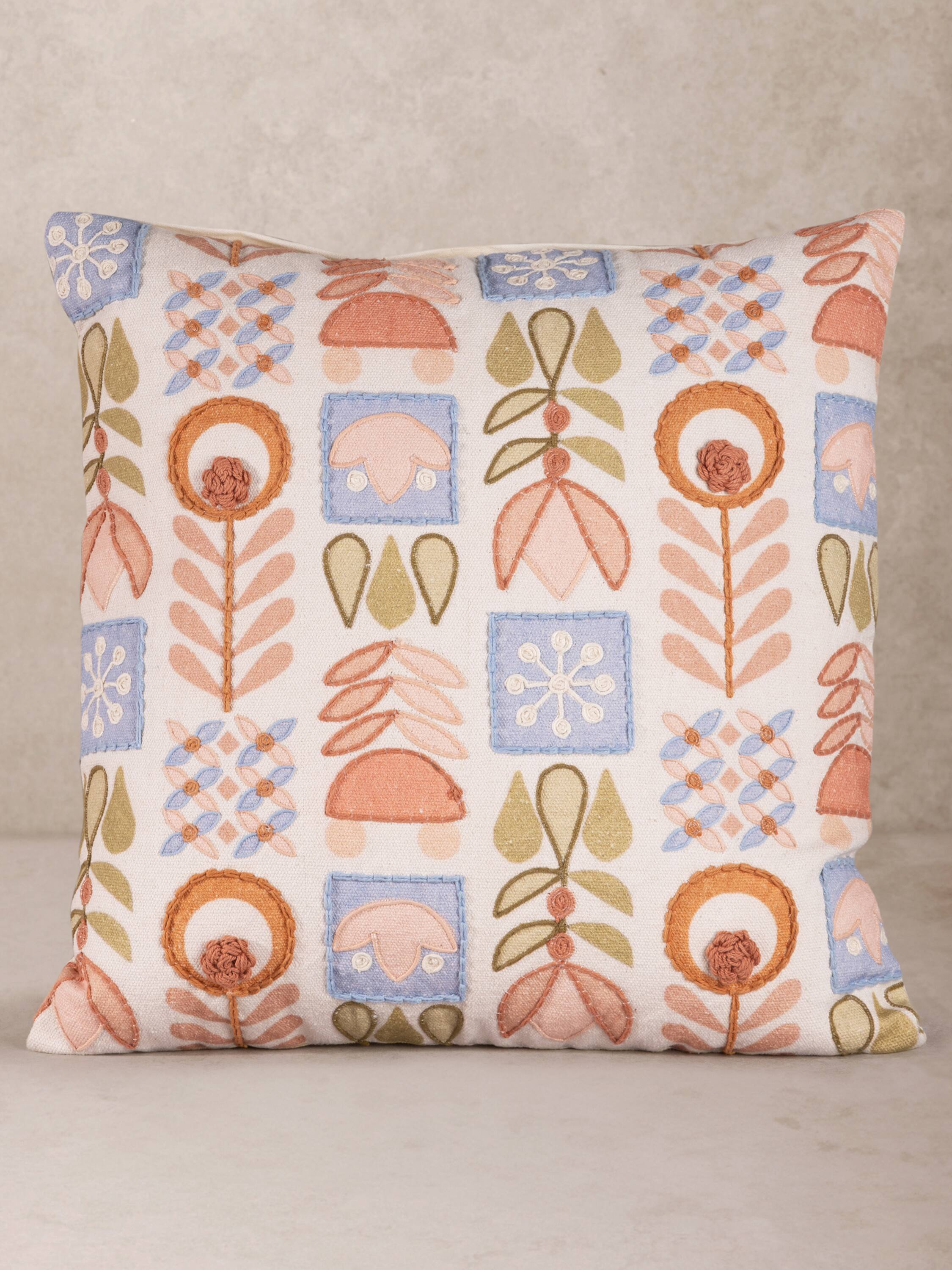 Front. GAURI KOHLI - Fontana Pillow - Multicolored.