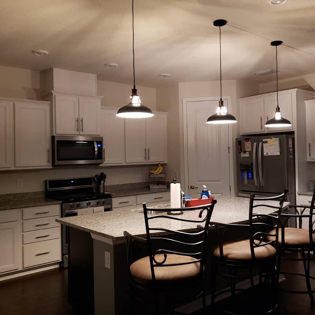 Angle. MOOSE - Siracusa Industrial Black Barn Pendant Light - 1-Light Loft Fixture - Black.