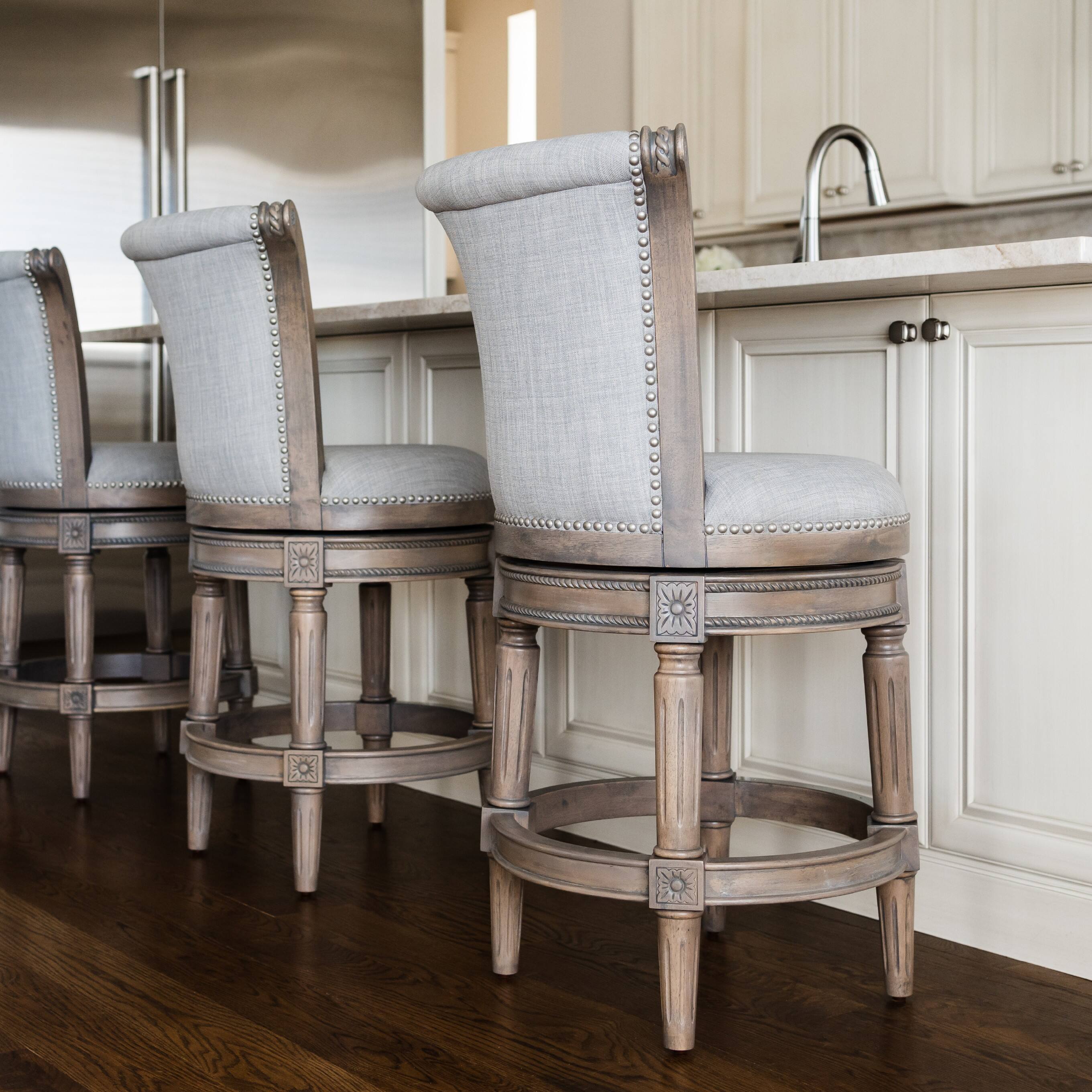 Angle. Maven Lane - 26" Pullman Counter Stool In Reclaimed Oak Finish With Fabric Upholstery - Reclaimed Oak.