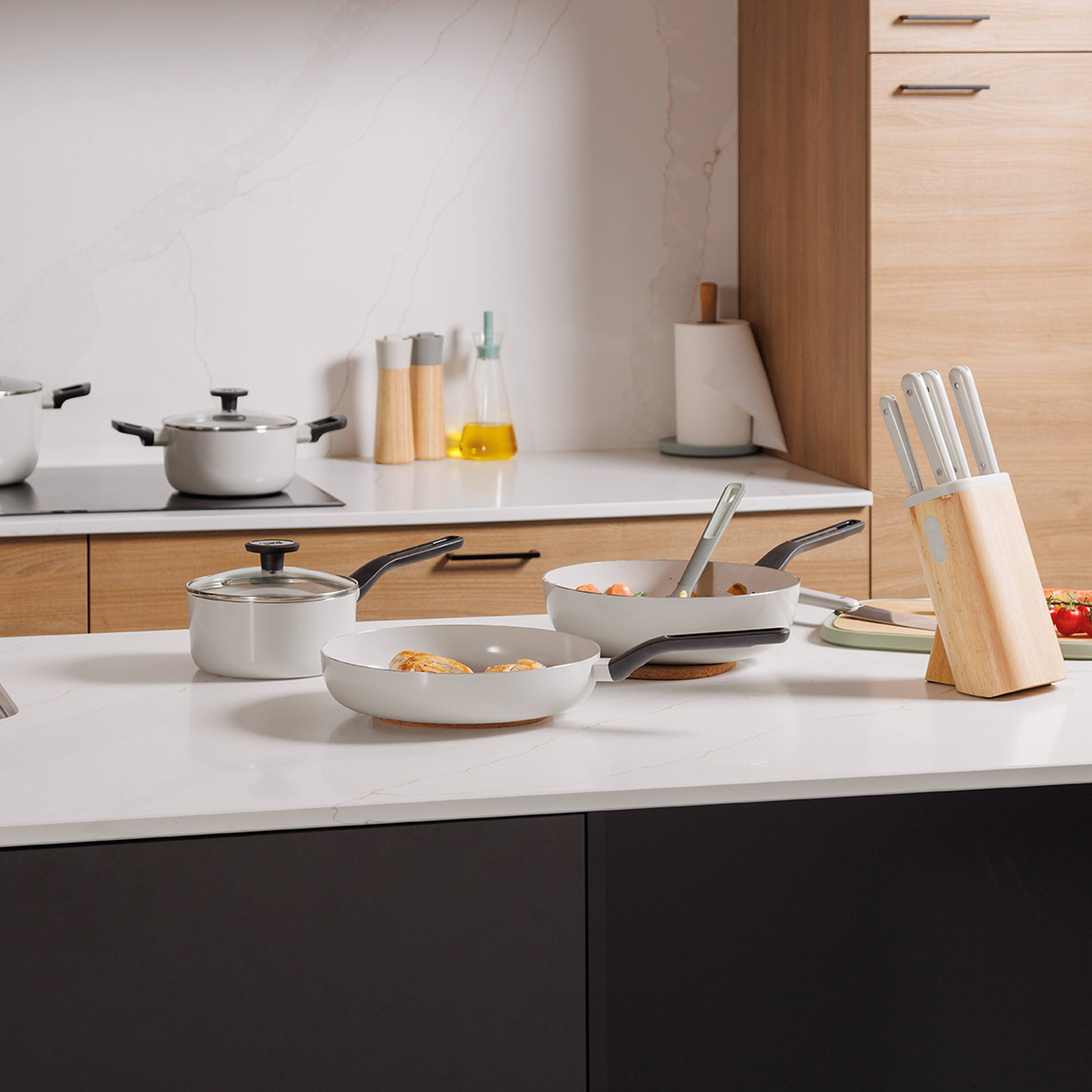 Alt View 1. BergHOFF - BergHOFF Leo Glints Nonstick Recycled Aluminum Frying Pan 9.5" - Spirit.