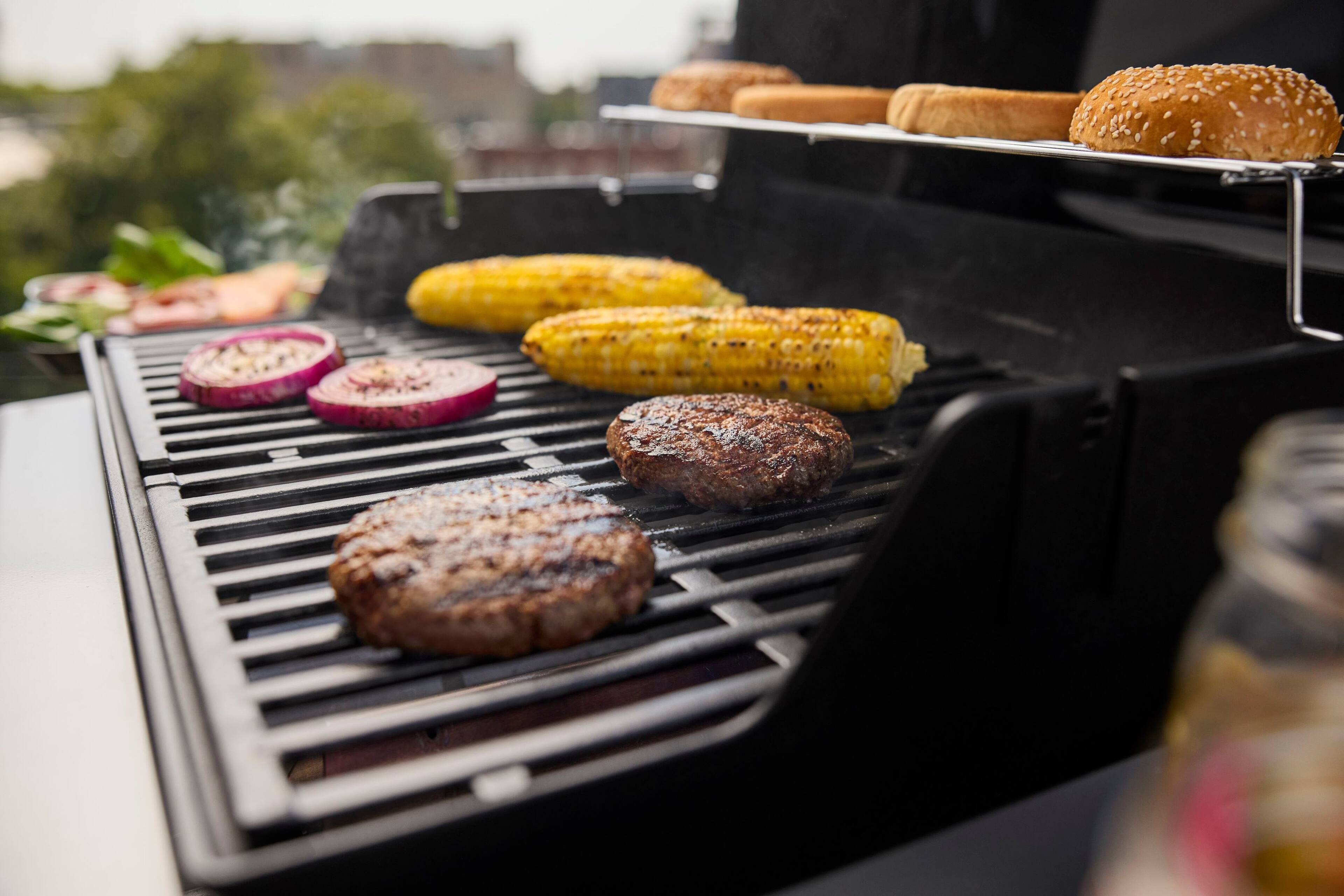 Alt View 4. Weber - Spirit E-210 2 Burner Liquid Propane Gas Grill - Black.