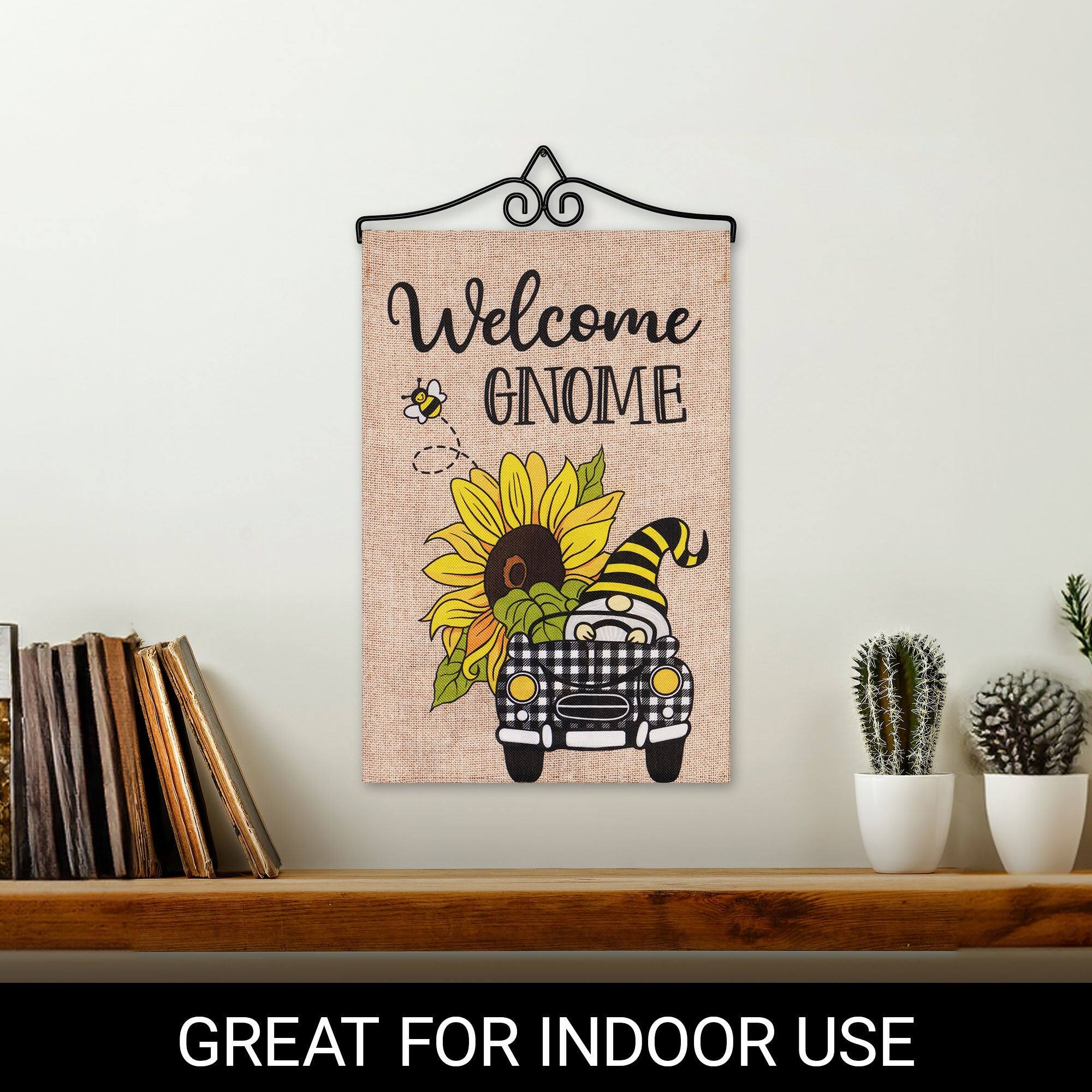 Welcome GNOME  
GREAT FOR INDOOR USE