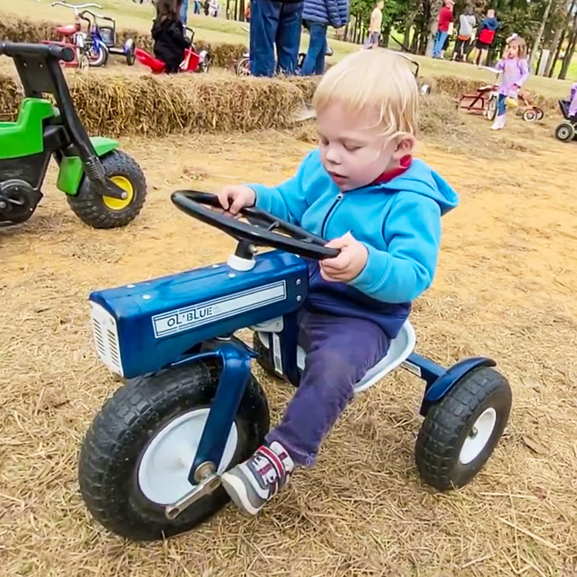 Tricam Ol' Tractor Tricycle, 22