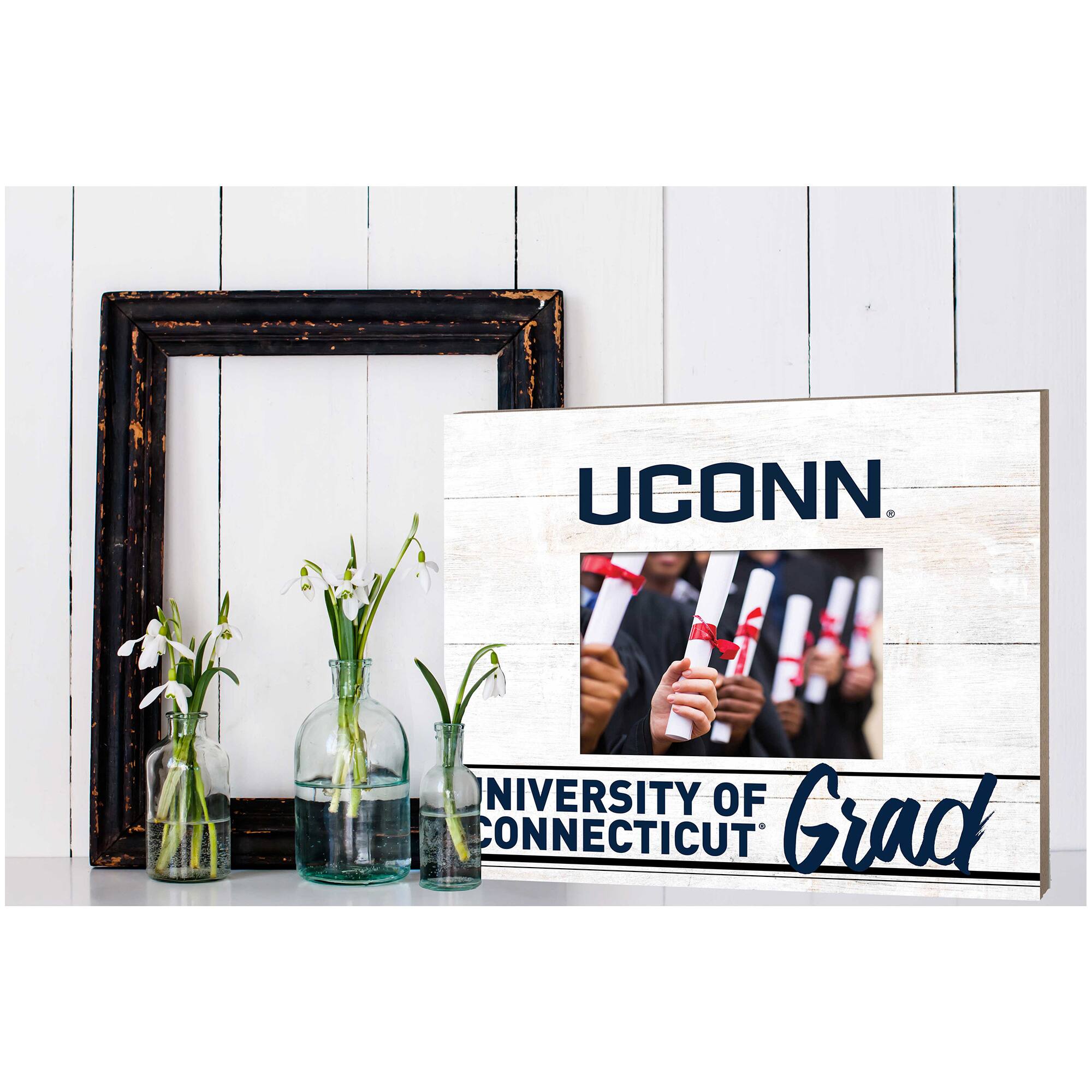 UCONN  
UNIVERSITY OF CONNECTICUT  
Grad