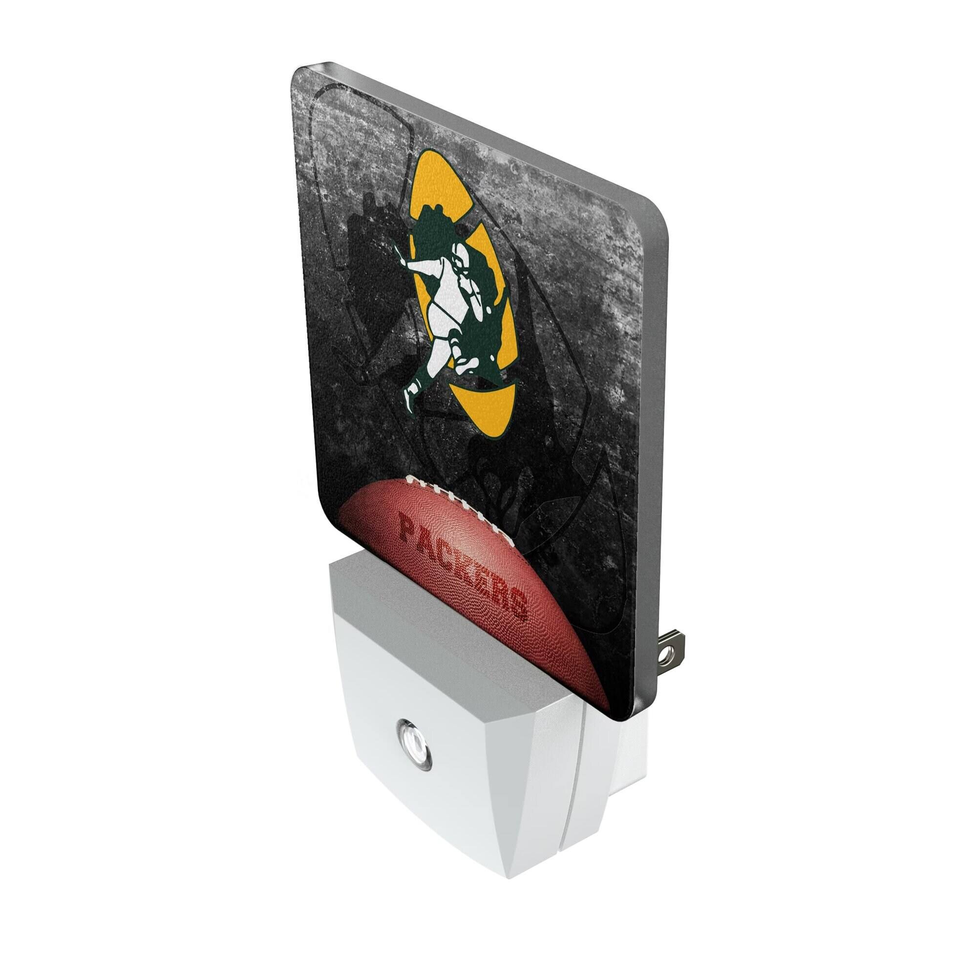 Alt View 1. Keyscaper - Green Bay Packers Legendary Design Nightlight 2-Pack - Multicolor.