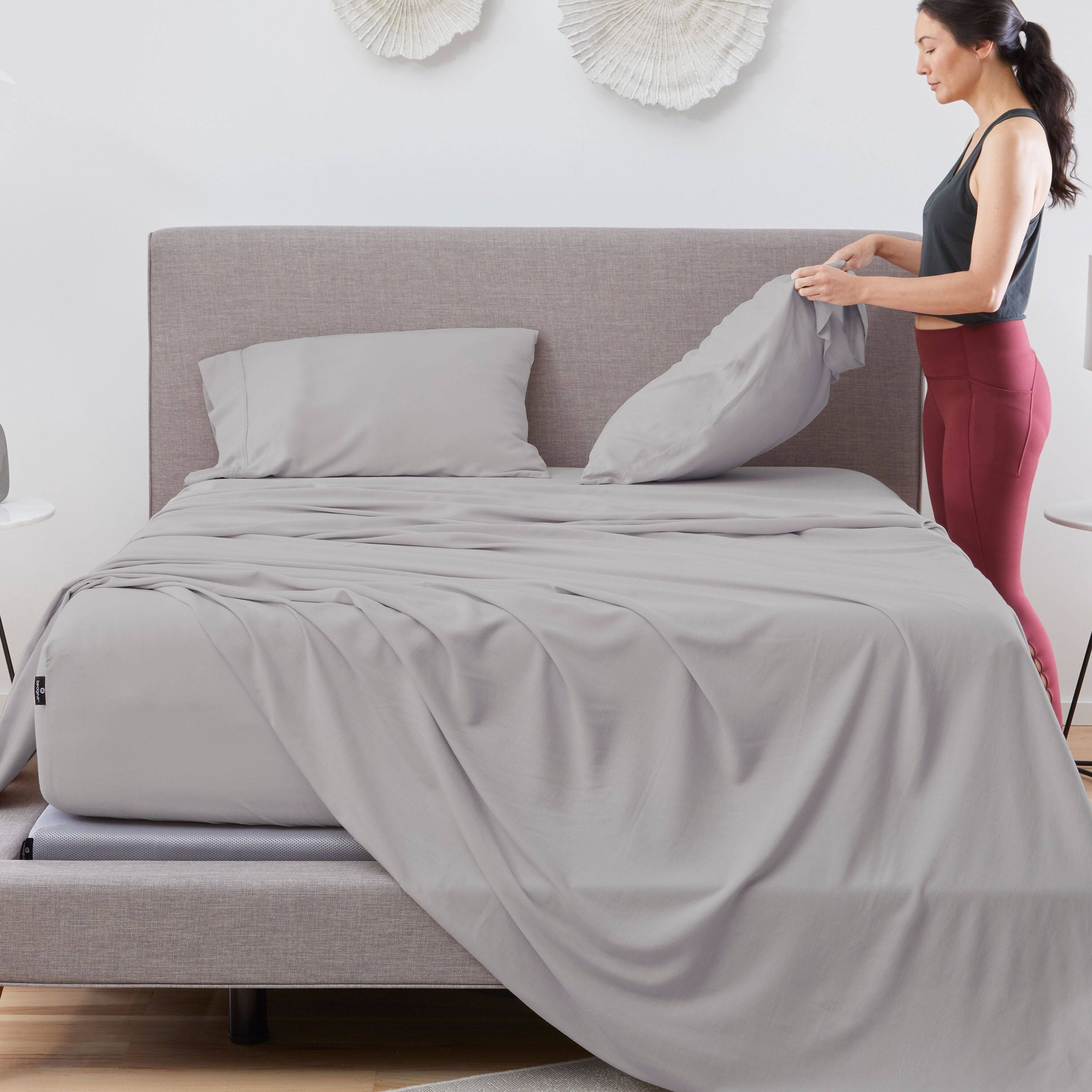 Angle. Bedgear - Hyper-Linen Performance® Sheet Set - Bright White, Queen - bright-white.