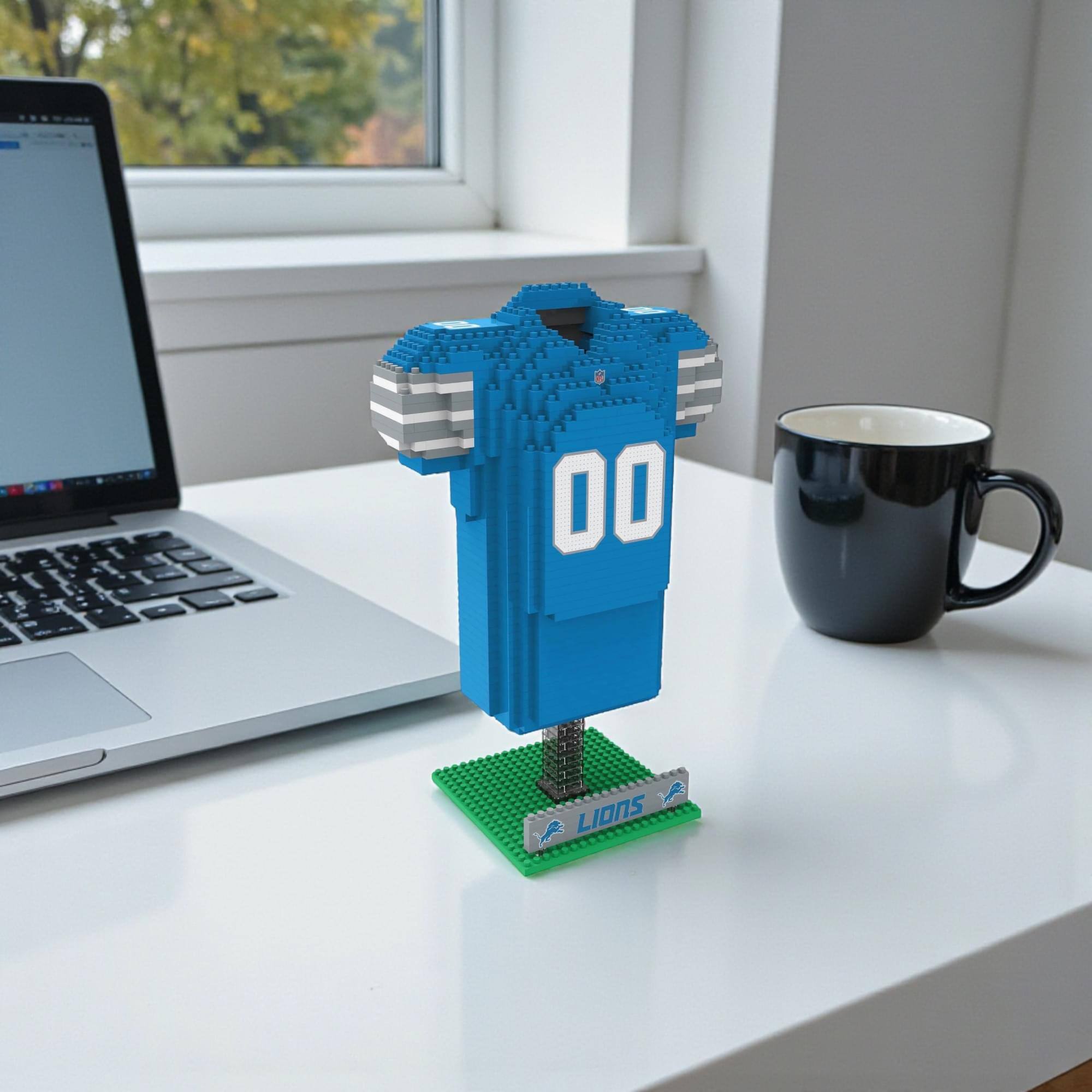 Alt View 3. Forever Collectibles - Detroit Lions NFL BRXLZ Jersey 926-Piece Building Block Set - Blue.