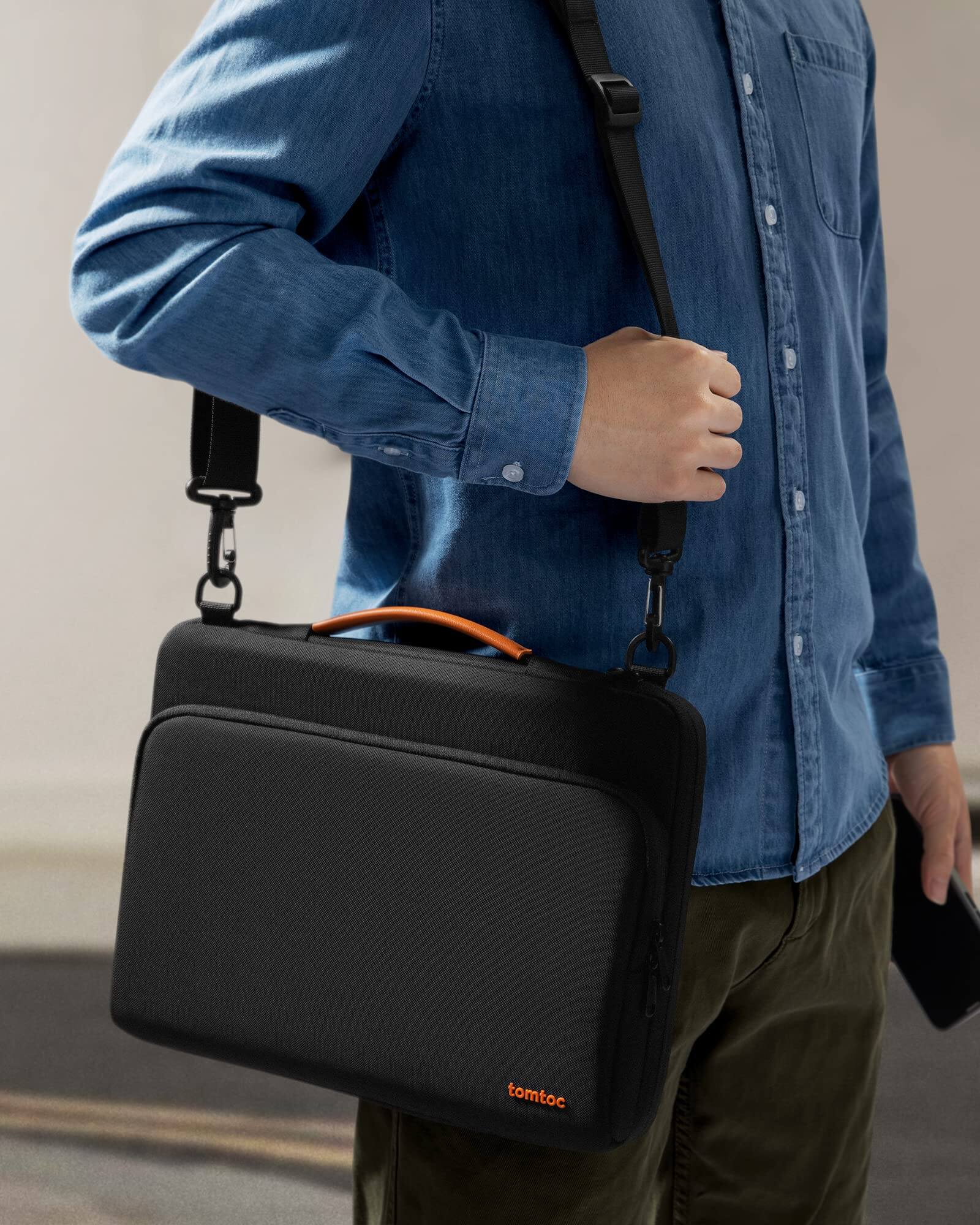 Alt View 7. tomtoc - Defender-A40 360° Protective Laptop Shoulder Bag for 13-inch MacBook Air (A3449)/Pro/Neo(A18) M5/M4/M3/M2/M1 2026-2018 - Black.