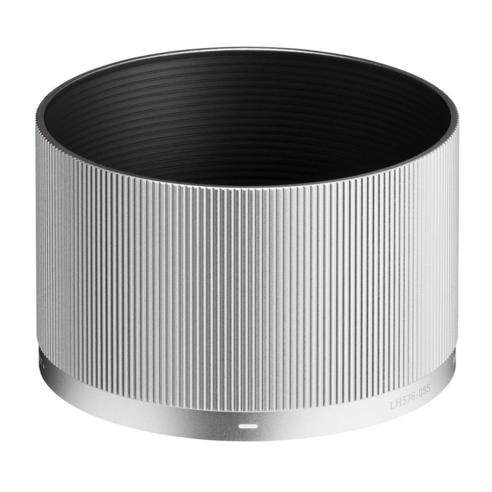 Angle. Sigma - Sigma 90mm F2.8 DG Silver Contemporary Lens for L Mount - Silver.