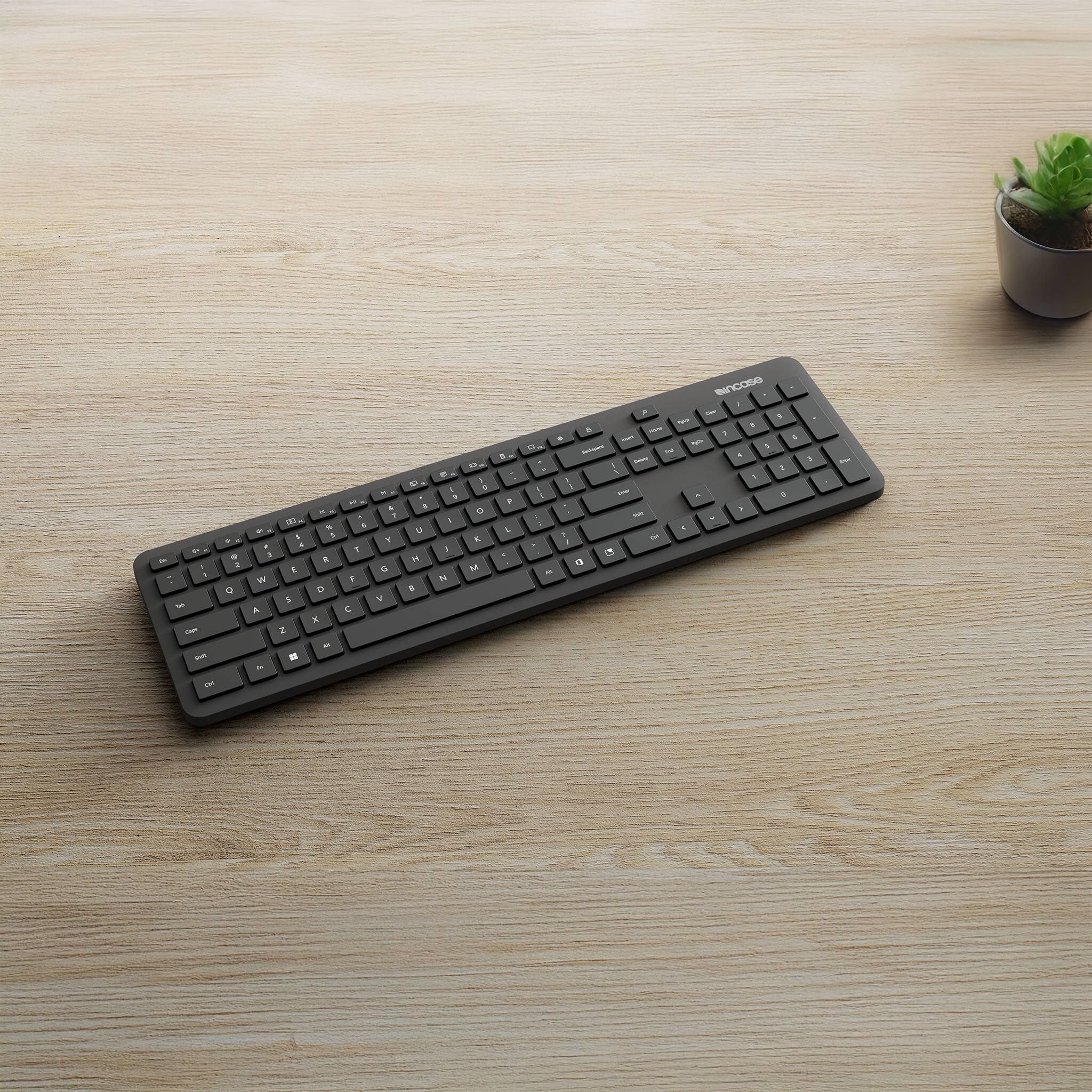 Alt View 5. Incase - Bluetooth Keyboard EN Layout Designed by Microsoft - Black.