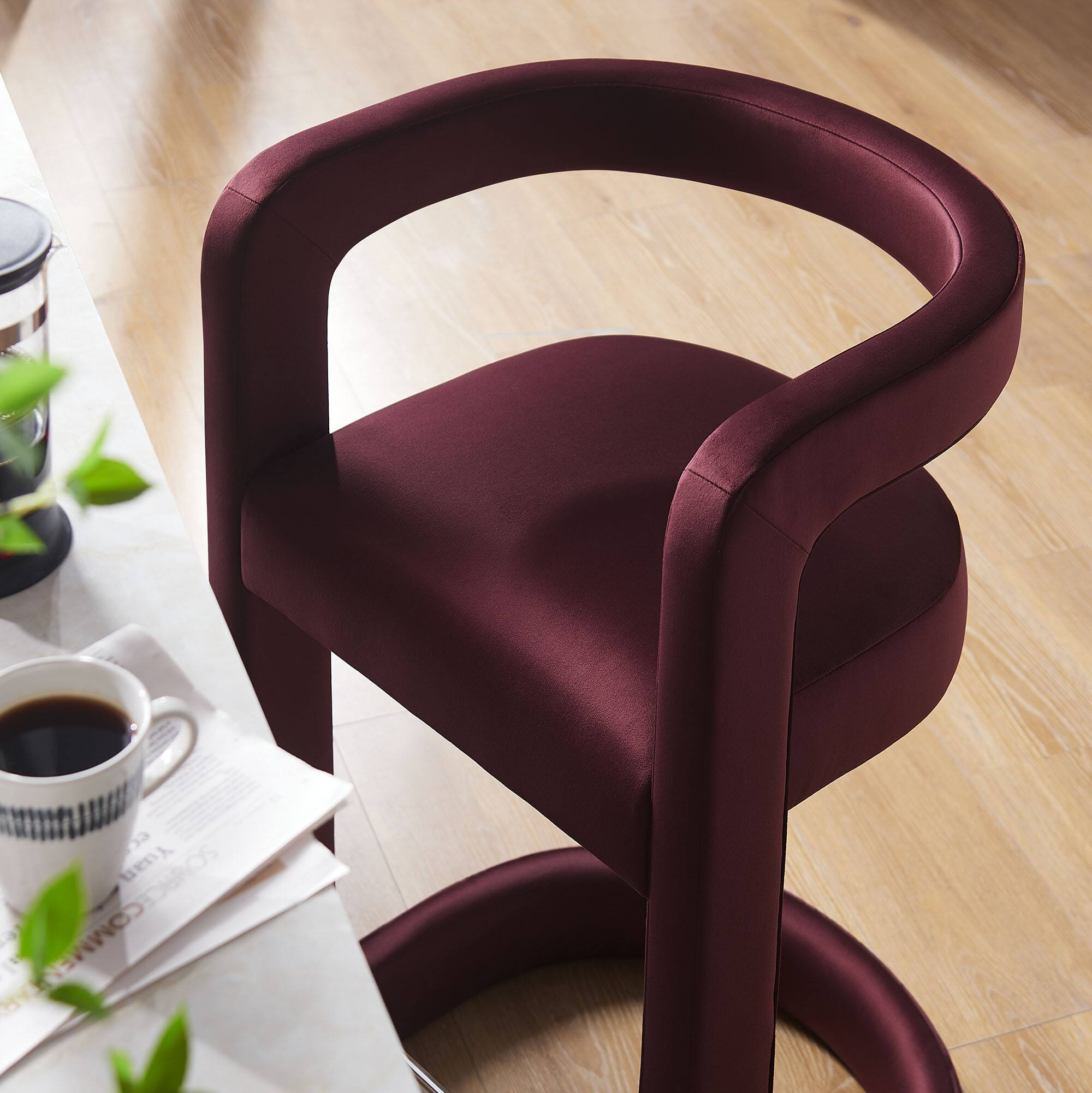 The text on the image appears to be:

"Yuar 20RCECONWEY"