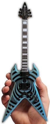 Axe Heaven - Zakk Wylde - Zakk Wylde Pelham Blue Wylde Audio Warhammer Vertigo Mini Guitar Replica - Collectibles - Multicolor