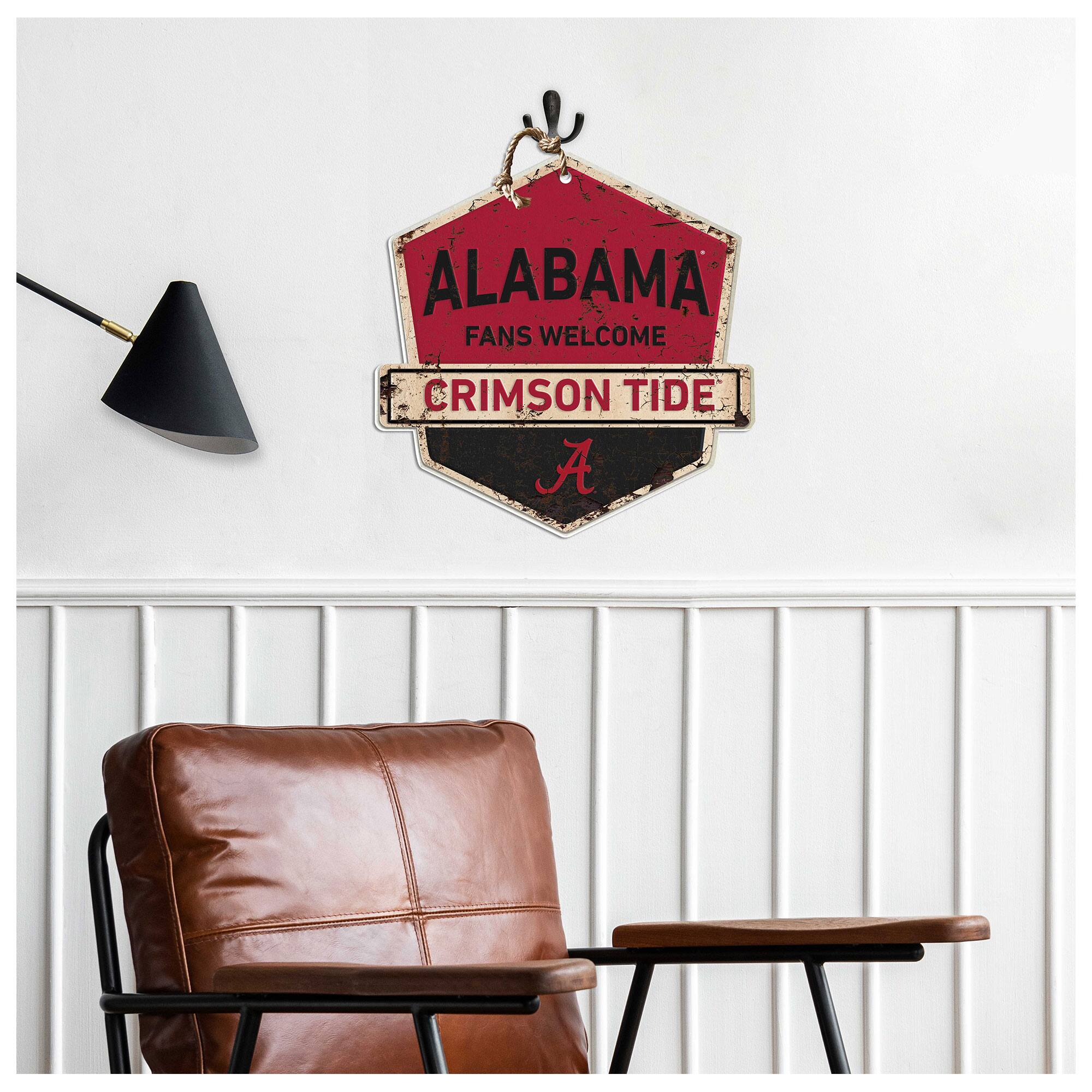 ALABAMA FANS WELCOME CRIMSON TIDE