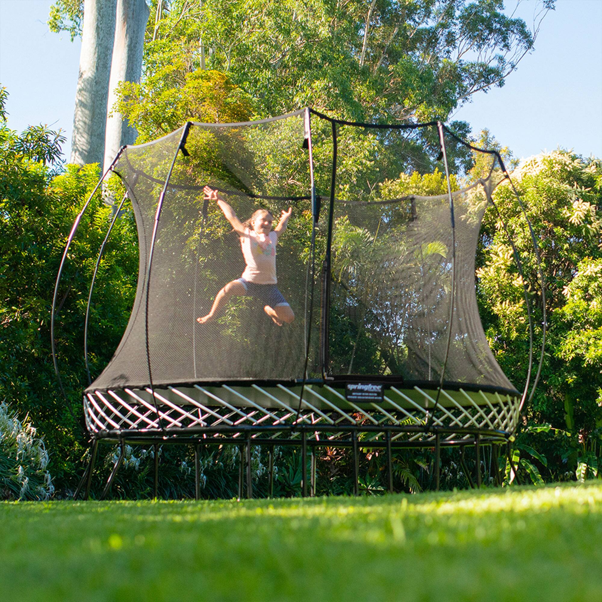 Alt View 4. Springfree Trampoline - Springfree Trampoline Kids Outdoor Medium Oval 8 x 11' Trampoline with Enclosure.