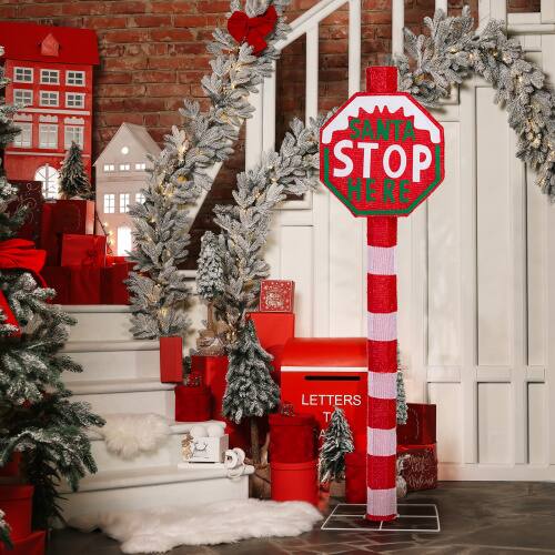 SANTA STOP HERE  
LETTERS T A