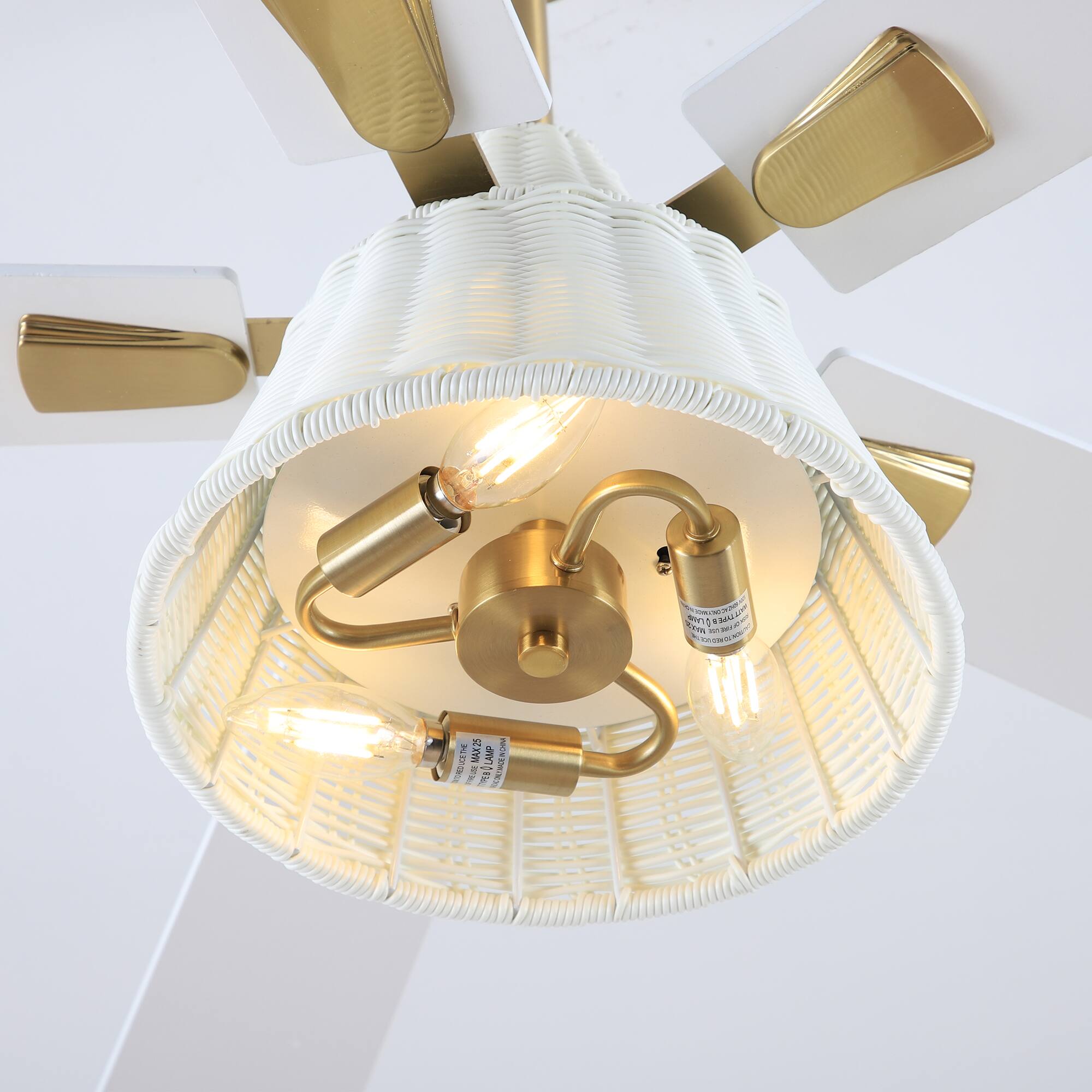 I MUST 5 1m - SL 7 MAX25 LAMP HKEDE g F 1e I B B