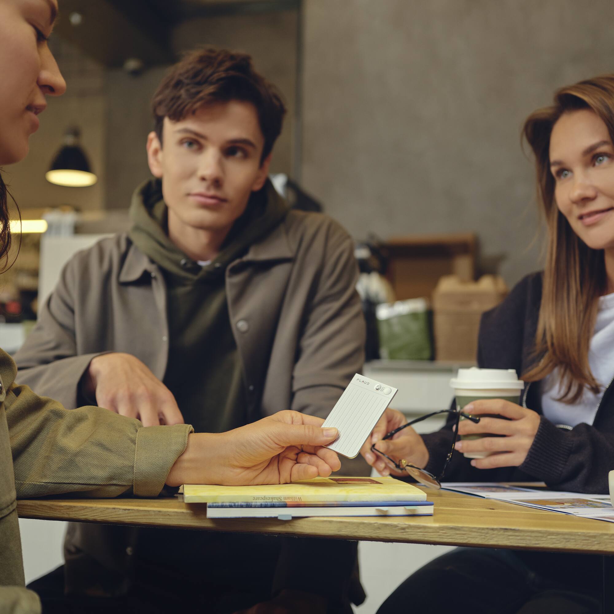 The text on the image appears to be "PLAUD Shaimprart N 1". It seems to be a name or title, possibly misspelled. The correct grouping and correction could be:

"PLAUD Shaimprart N 1"