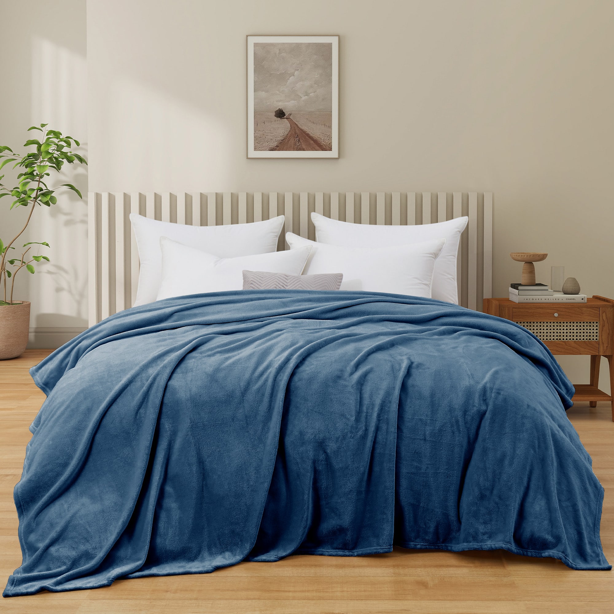 Peace Nest - Lightweight Plush Fuzzy Flannel Blanket Soft Throw Blanket, 108" x 90" - Navy