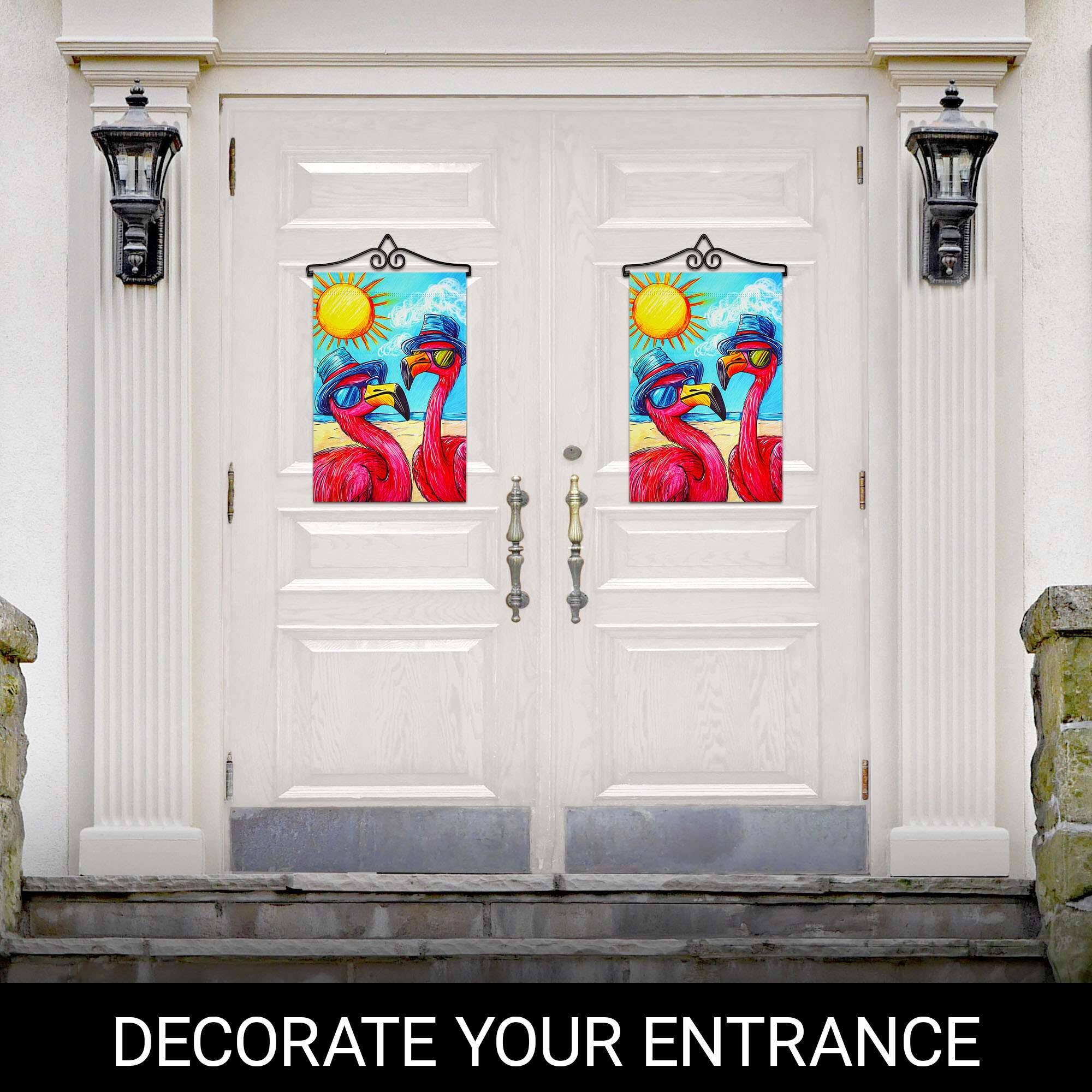 DECORATE YOUR ENTRANCE