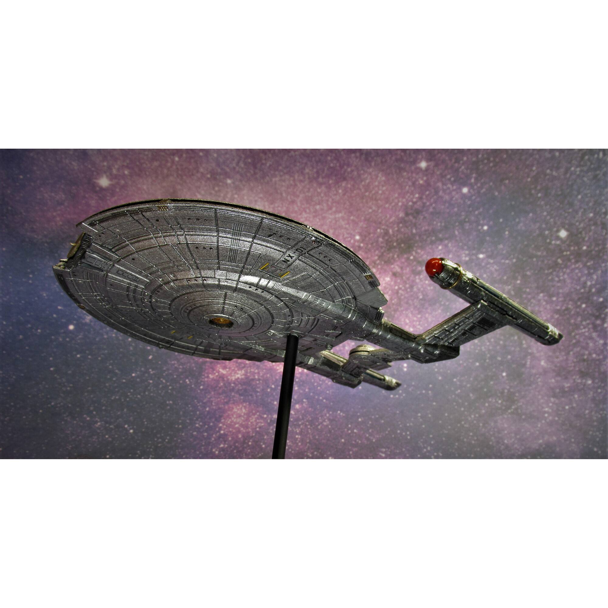 Alt View 2. Round2 - Round2 - Polar Lights Star Trek NX-01 Enterprise (Snap) 2T 1:1000 Scale Model Kit.