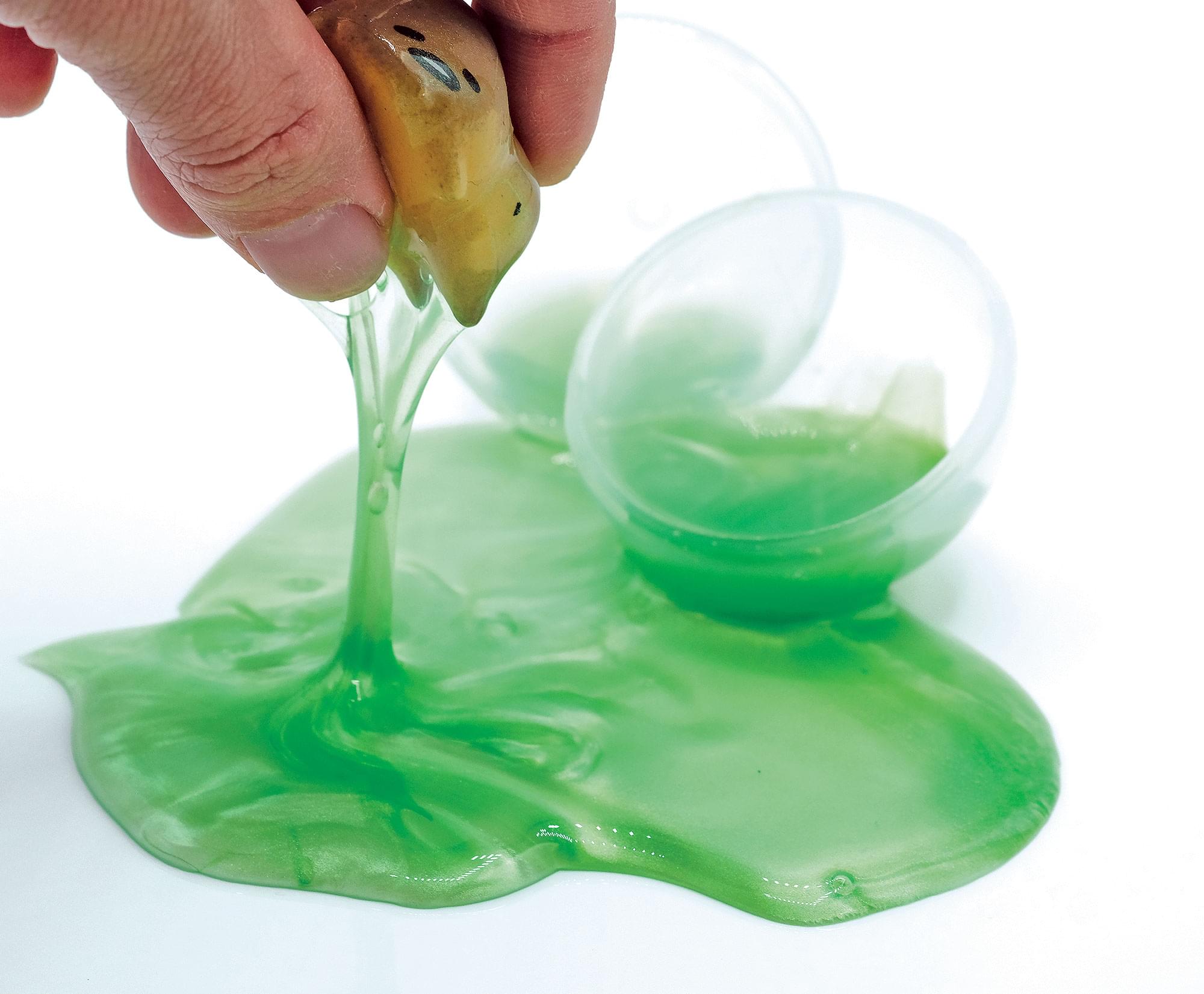 Alt View 10. PowerHouse Toys - Gudetama The Lazy Egg Metallic Slime & Mini Figure | Green - Green.