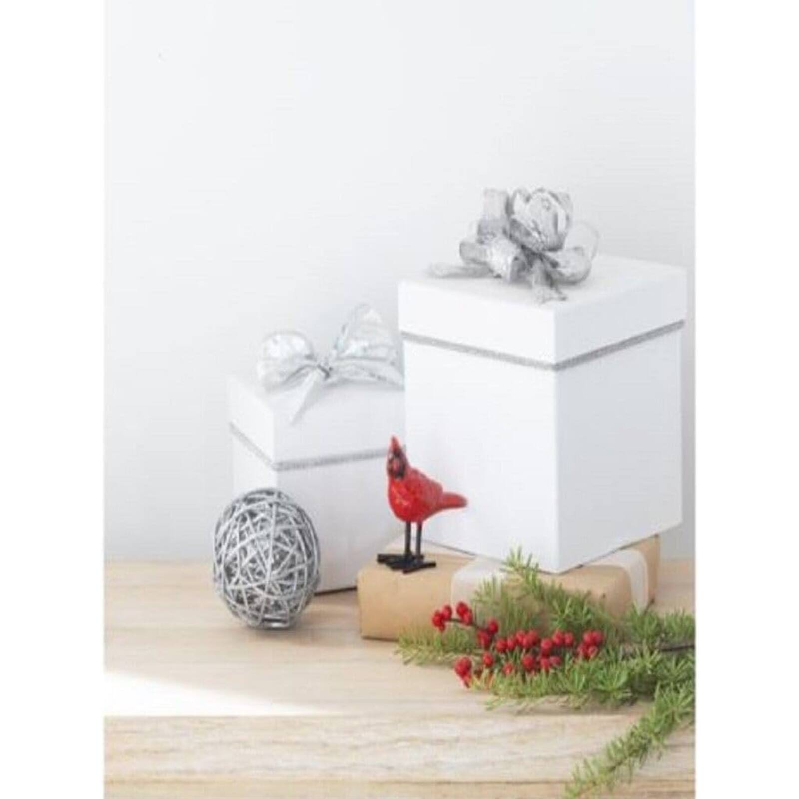 Angle. Ganz - Ganz Red Large Cardinal Bird Metal Figurine 3 Inch - Red.