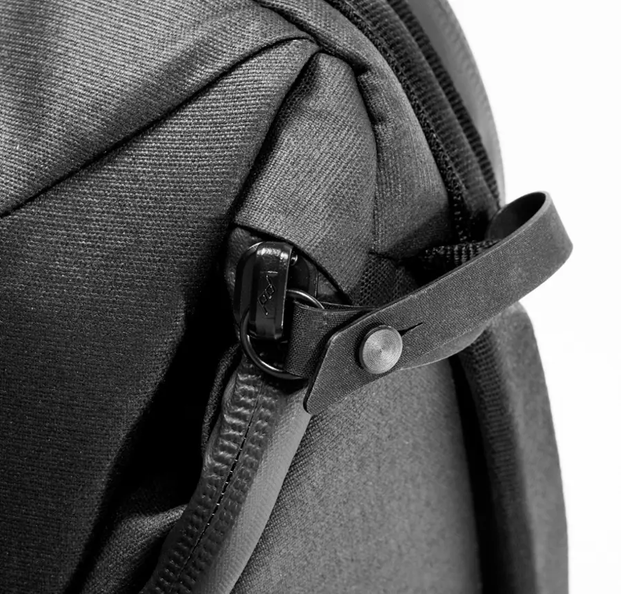 Alt View 16. Peak Design - Everyday Backpack V2 20L - Black.
