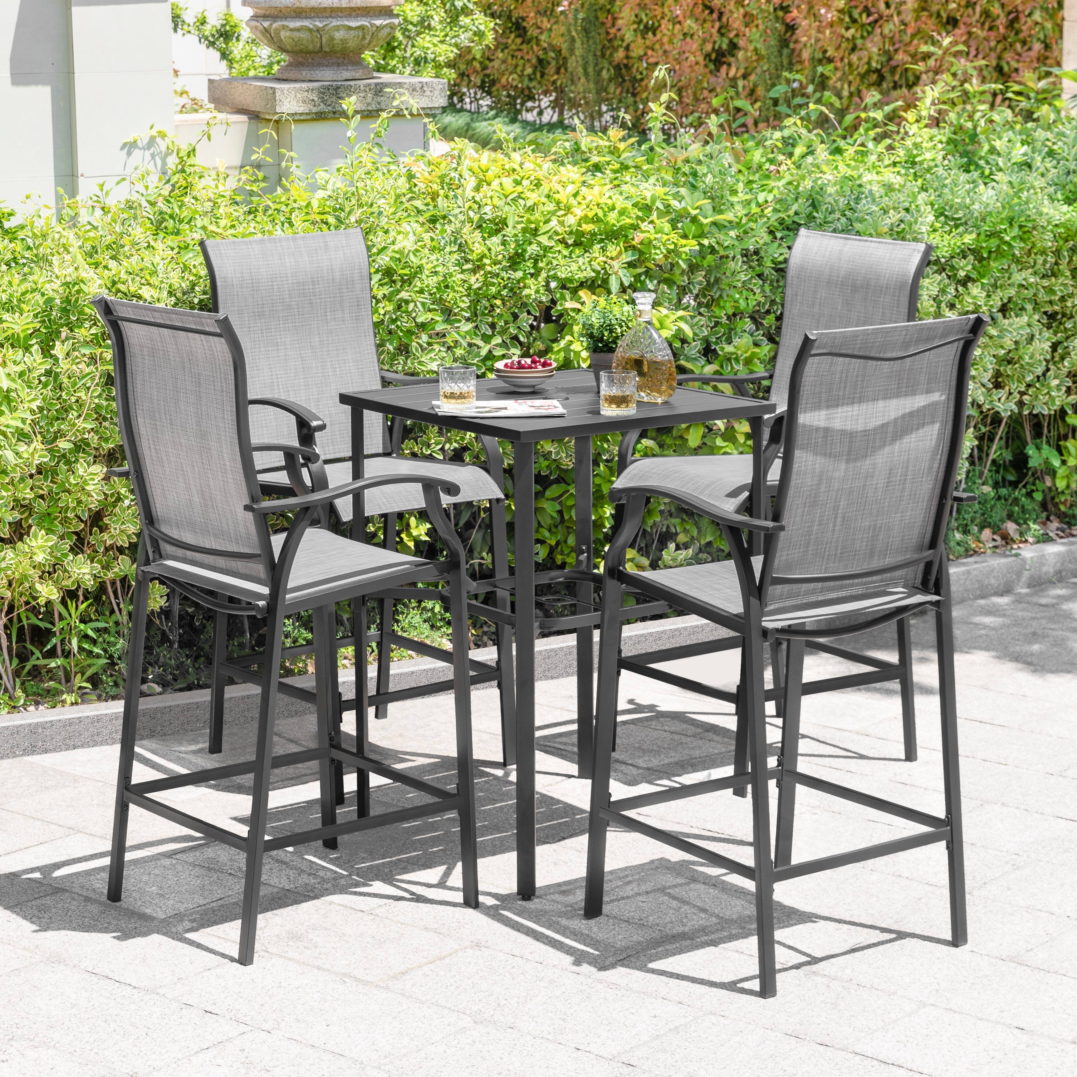 Angle. Nuu Garden - Outdoor 5-Piece Textilene Bar Set, Height Back Bar Stools and Umbrella Hole - Black and Gray.