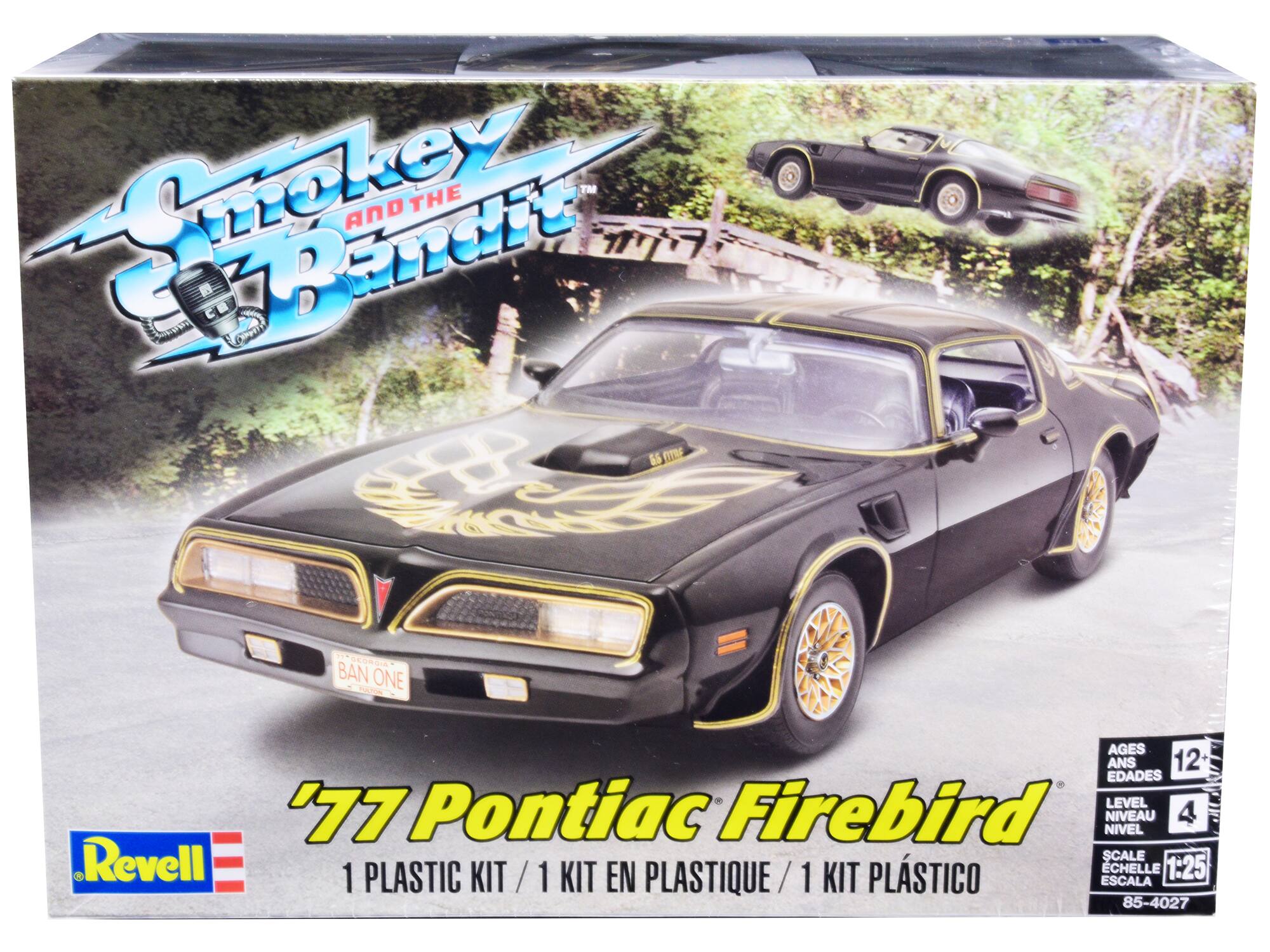 Sure, here is the corrected and grouped text from the image:

---

**Smoke and the Bandit**

**'77 Pontiac Firebird**

**1 PLASTIC KIT / 1 KIT EN PLASTIQUE / 1 KIT PLÁSTICO**

**AGES 12+**  
**EDADES 12+**  
**LEVEL 4**  
**NIVEAU 4**  
**ESCALA 1:25**

**85-4027**

**Revell**

---

This text is organized to reflect the information on the box, including the title, model, kit details, age recommendation, skill level, scale, and the manufacturer's logo.