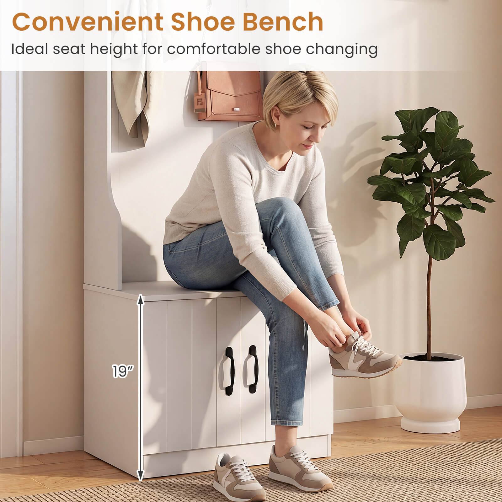 Convenient Shoe Bench  
Ideal seat height for comfortable shoe changing  
19"