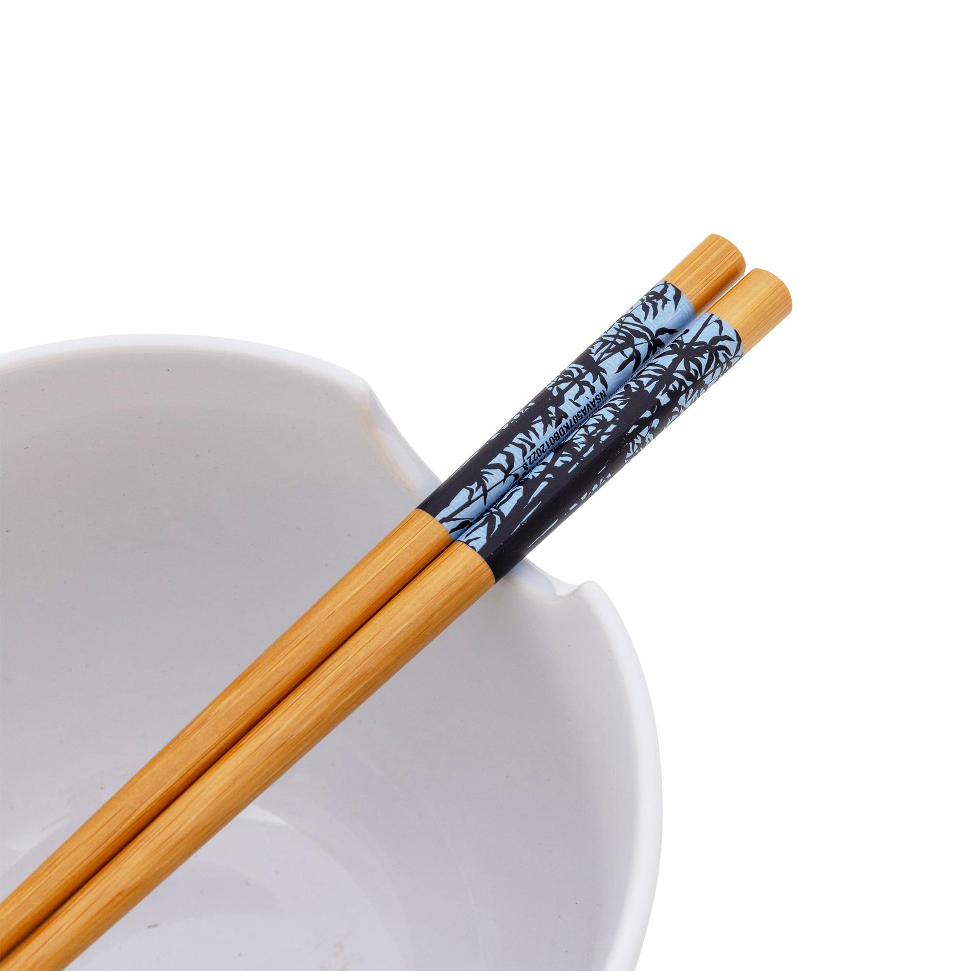 The text on the image reads: "OONLDSVAYSN NSAVASO LE0"