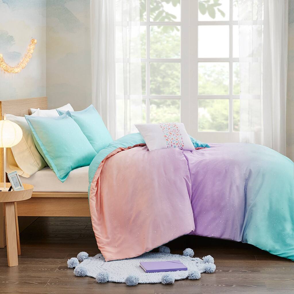 Alt View 1. Gracie Mills - Gracie Mills Dagny Whimsical Ombre Glitter Reversible Duvet Cover Set - Aqua.
