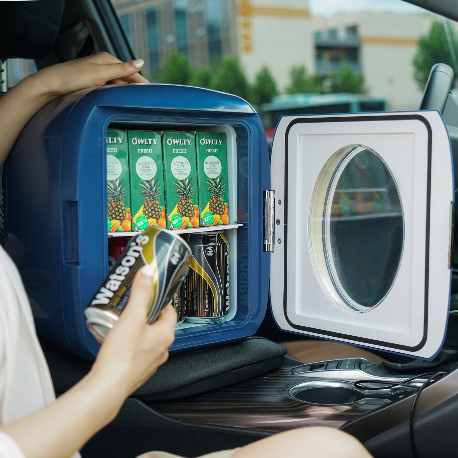 Sure, here is the corrected and grouped text from the image:

- OWLTY FRESH
- OWLTY FRESH
- OWLTY FRESH
- OWLTY FRESH
- 12 FRESH
- PRESH
- PRESH
- U M TU E A
- AkA OS OE A
- 10% KUN!
- 100%
- 4
- Watson's
- Watson's
- SHOSIPAA