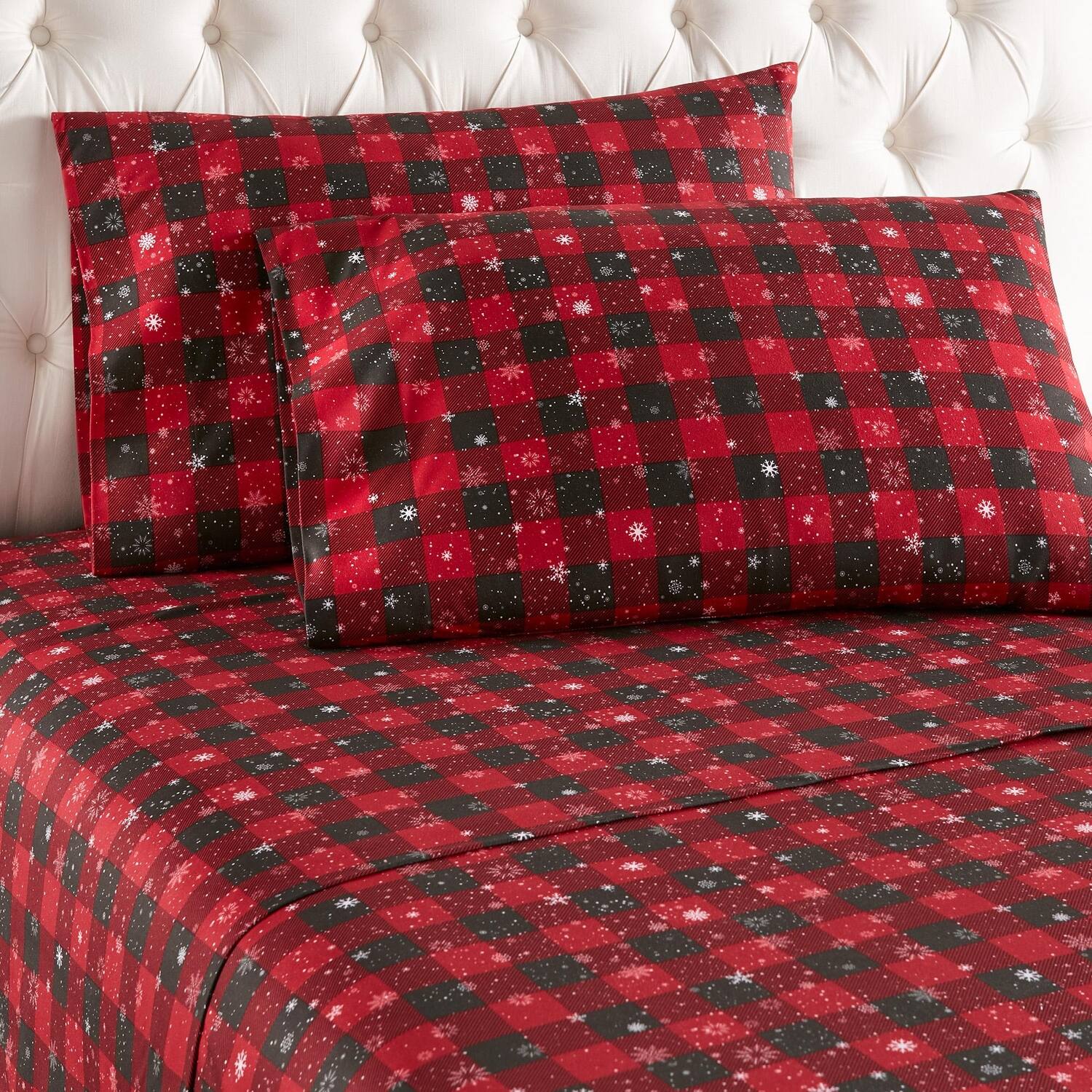 Angle. Shavel Home Products - Shavel 100% Polyester Luxury Micro Flannel Printed Deep-Pocket Buffalo Check Snowflakes Sheet Set King Red - Red.