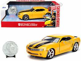 Jada Toys - 1:24 '06 Chevy Camaro - Transformers - Bumblebee with Coin - COLLECTABLES - Multicolor
