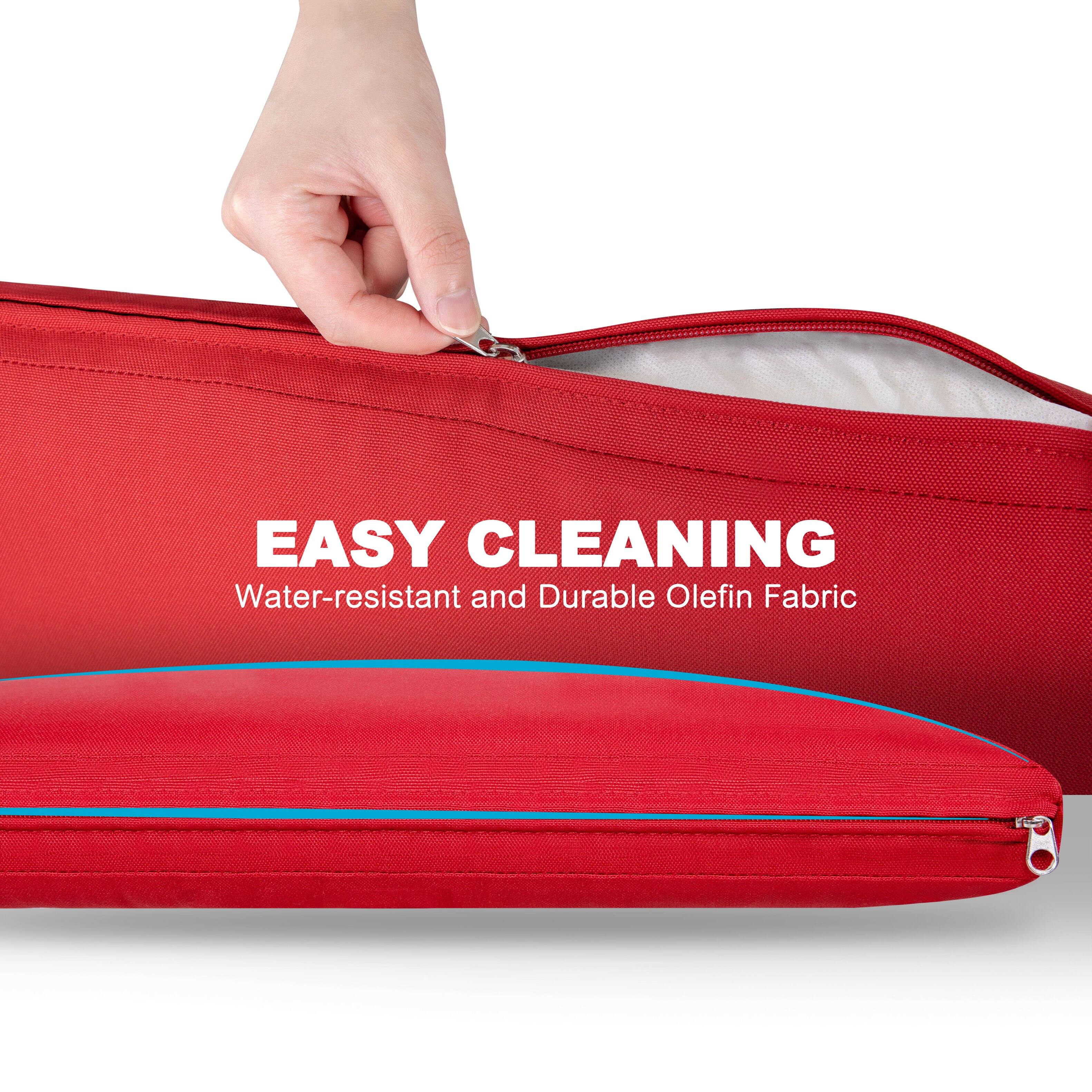 EASY CLEANING  
Water-resistant and Durable Olefin Fabric