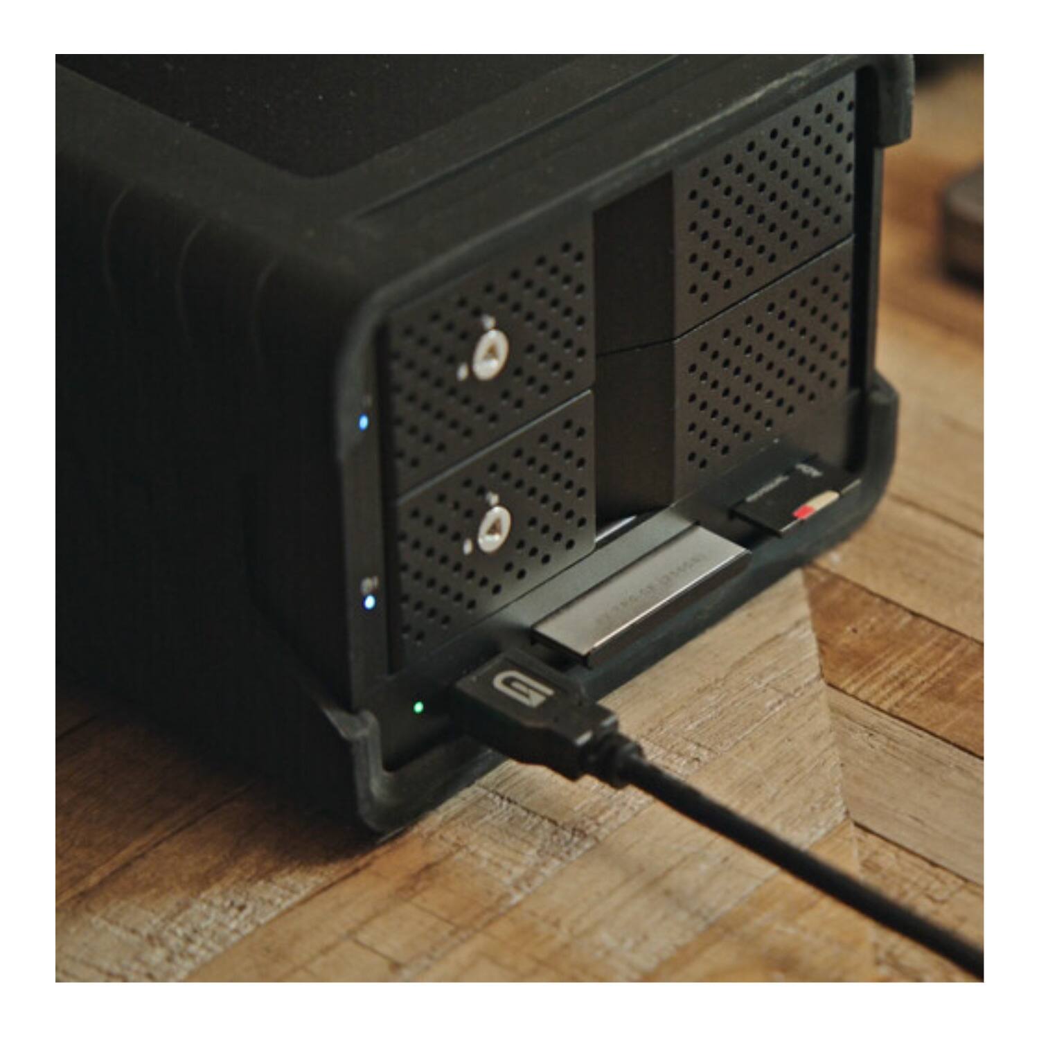 Back. Glyph - Glyph Blackbox PRO RAID 8TB Enterprise-Class Drive with Thunderbolt 3 Hub.