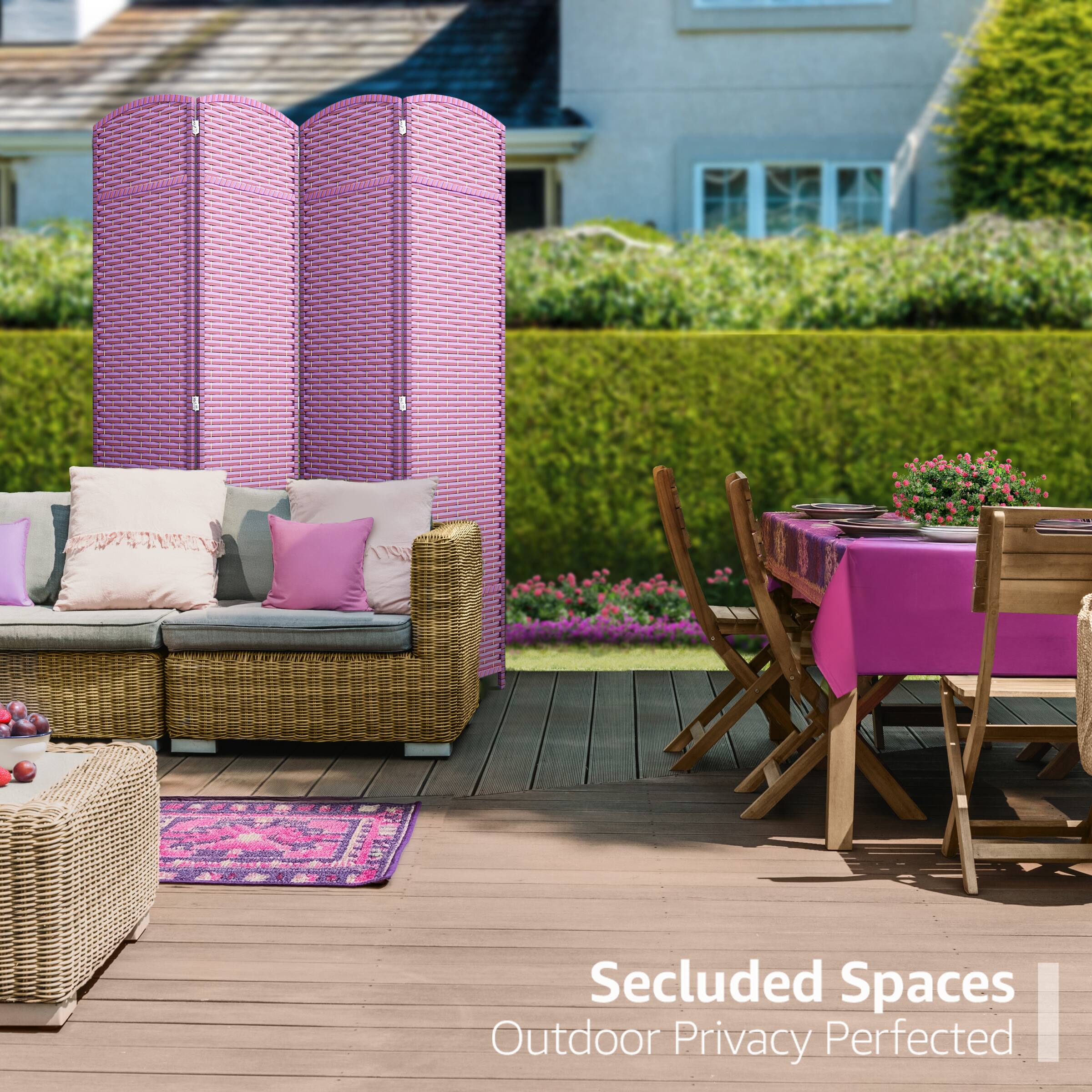 Secluded Spaces  
Outdoor Privacy Perfected