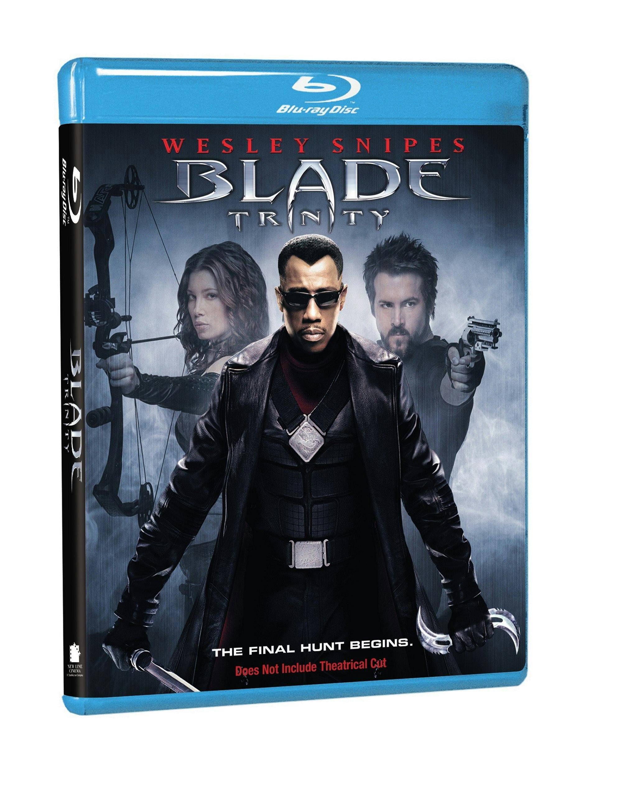 Angle. Blade: Trinity [Blu-ray].