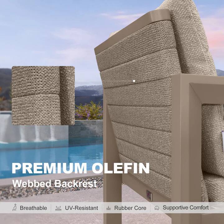 PREMIUM OLEFIN  
Webbed Backrest  
Breathable  
UV-Resistant  
Rubber Core  
Supportive Comfort