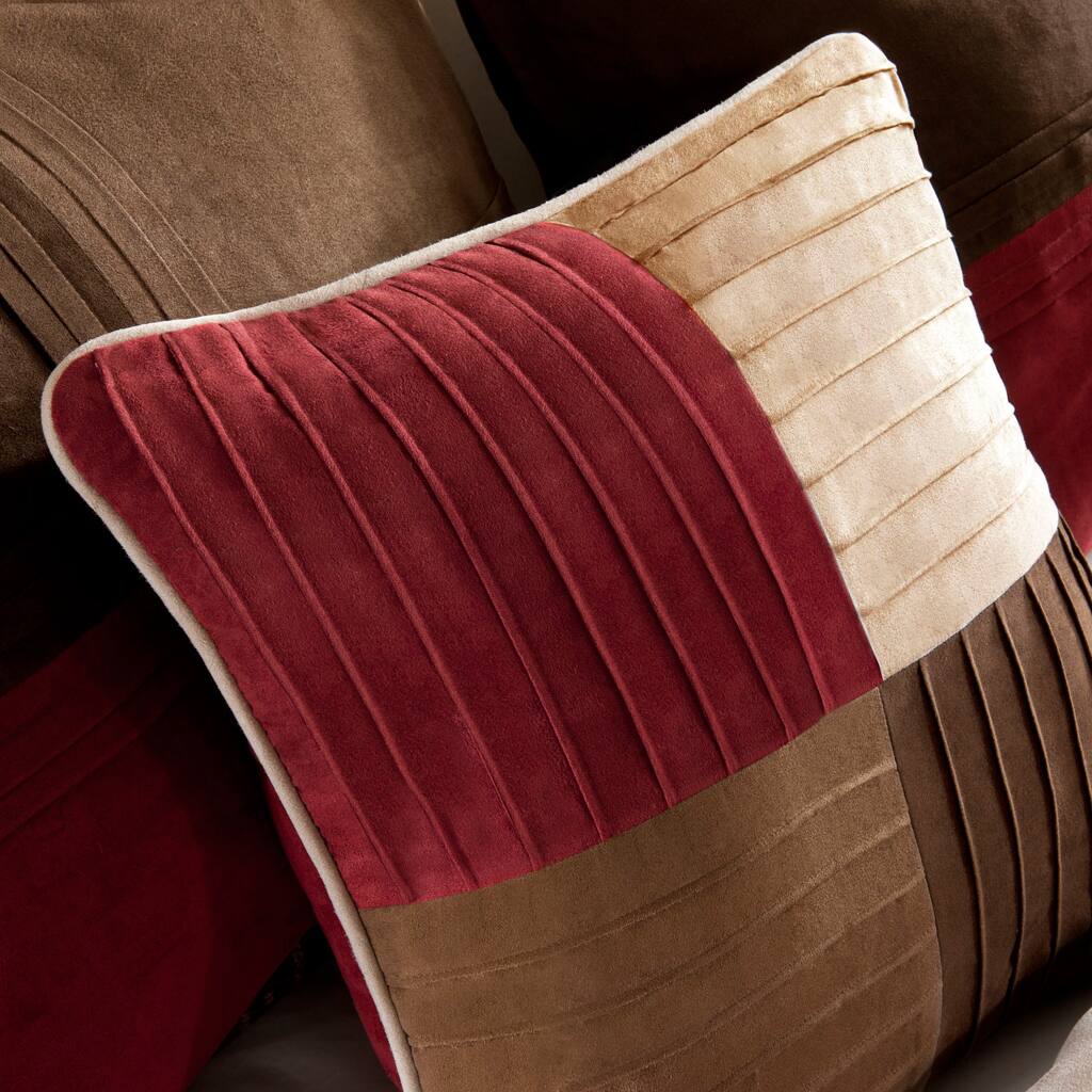 Alt View 2. Gracie Mills - Gracie Mills Florentino 7-Piece Microsuede Comforter Set - Red.