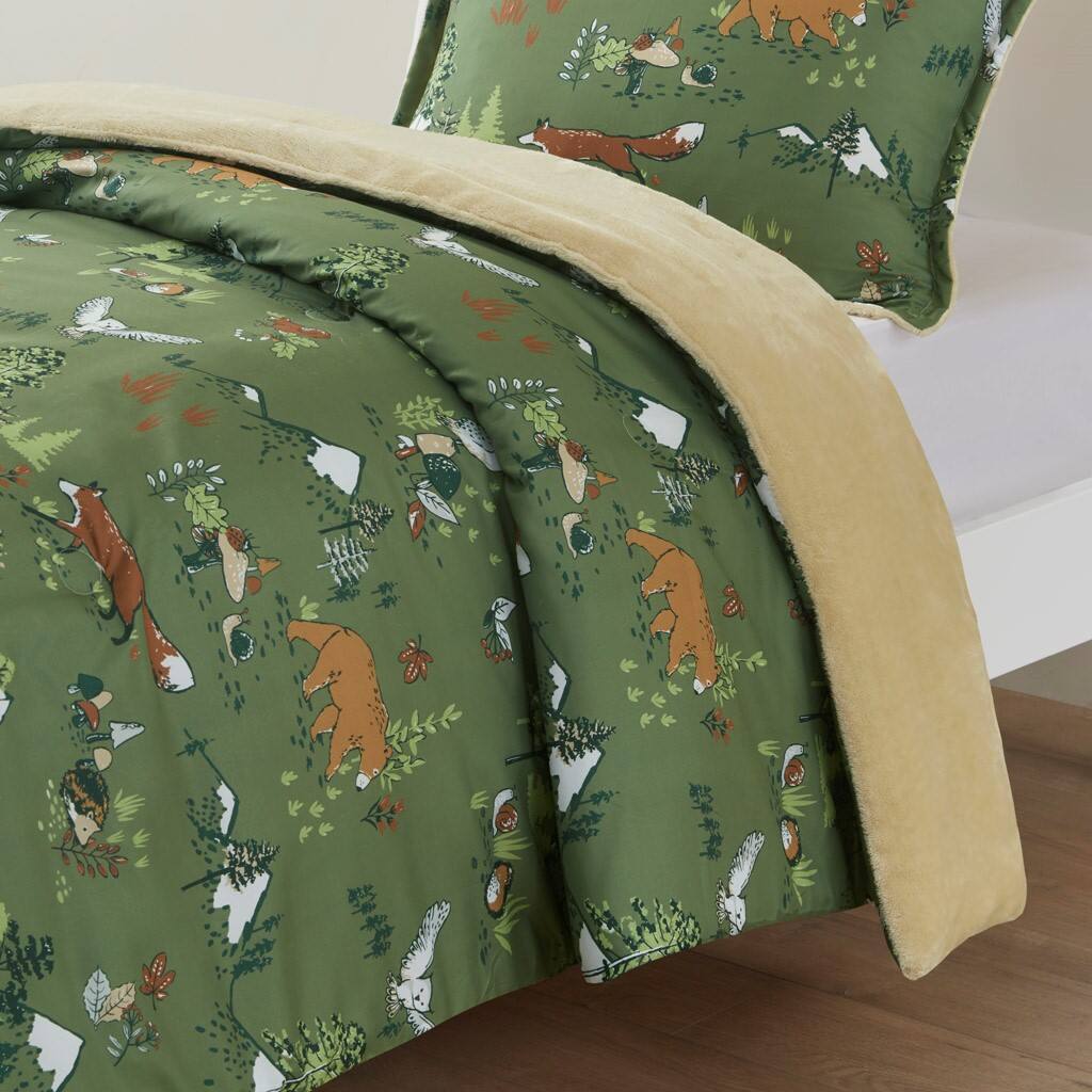 Alt View 1. Gracie Mills - Gracie Mills Harvey Kids Forest Animals Plush Reversible Comforter Set - Green.