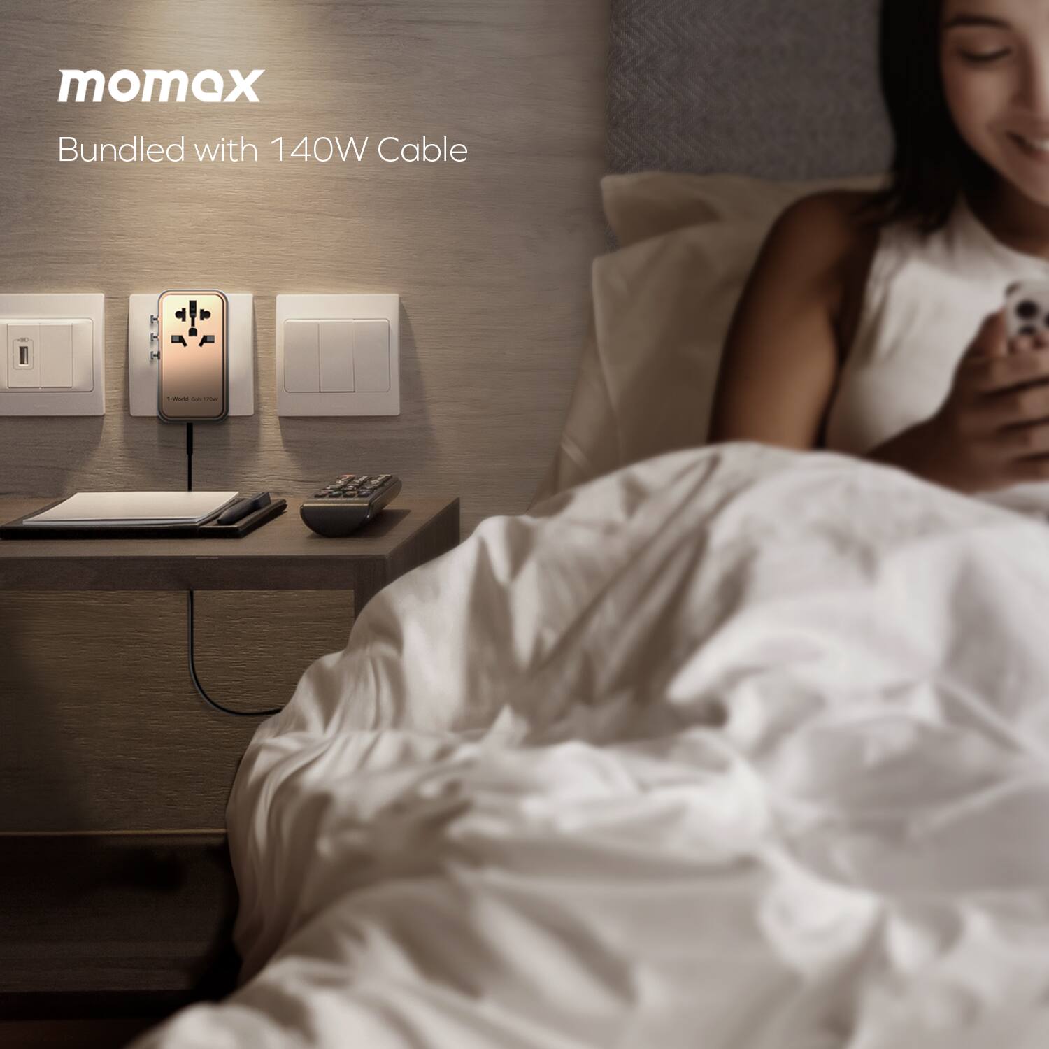 momax Bundled with 140W Cable