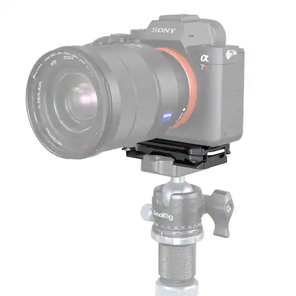 SONY MRC UVM 72mm Lens ZEISS T* 72mm
ZEISS
0.28/0.92
28-70/1.8
SmallRig