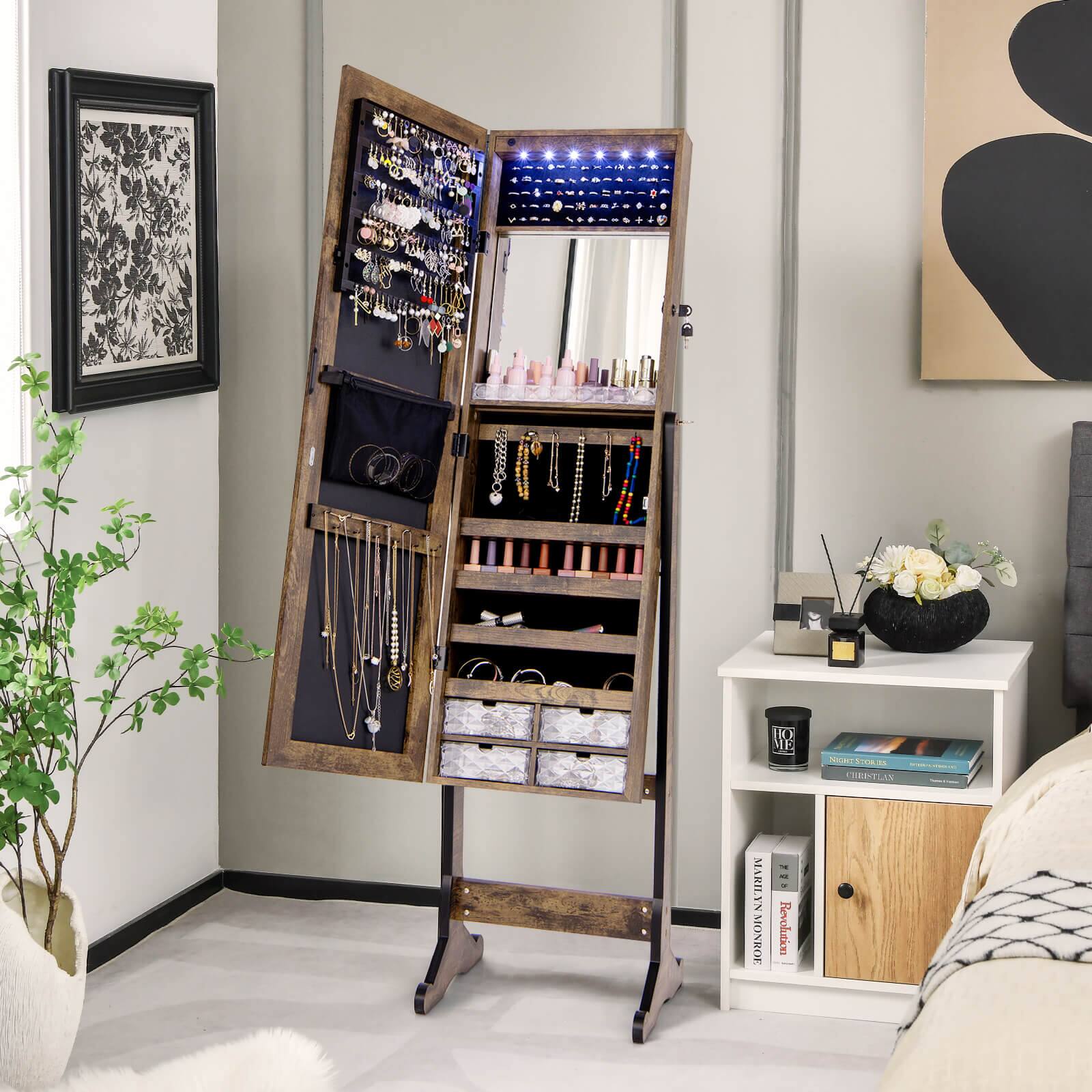 10 MP PSII S. CAPTAIN MARILYN MONROE - - - Revolution

LOVE ME

NIGHT STORIES
CHRISTIAN

MARTIN MORROR
Revolution